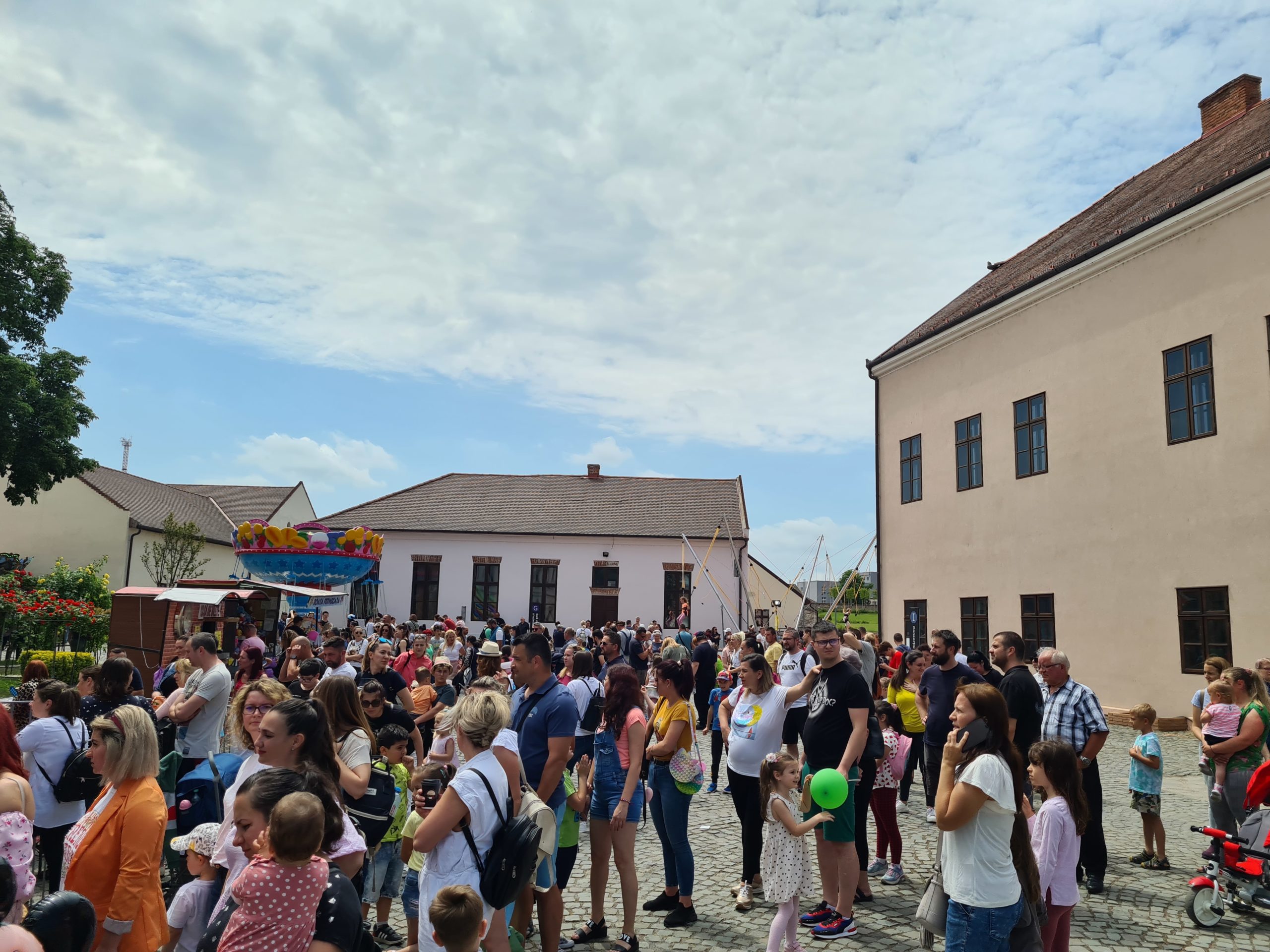 1 iunie cetatea oradea (14)