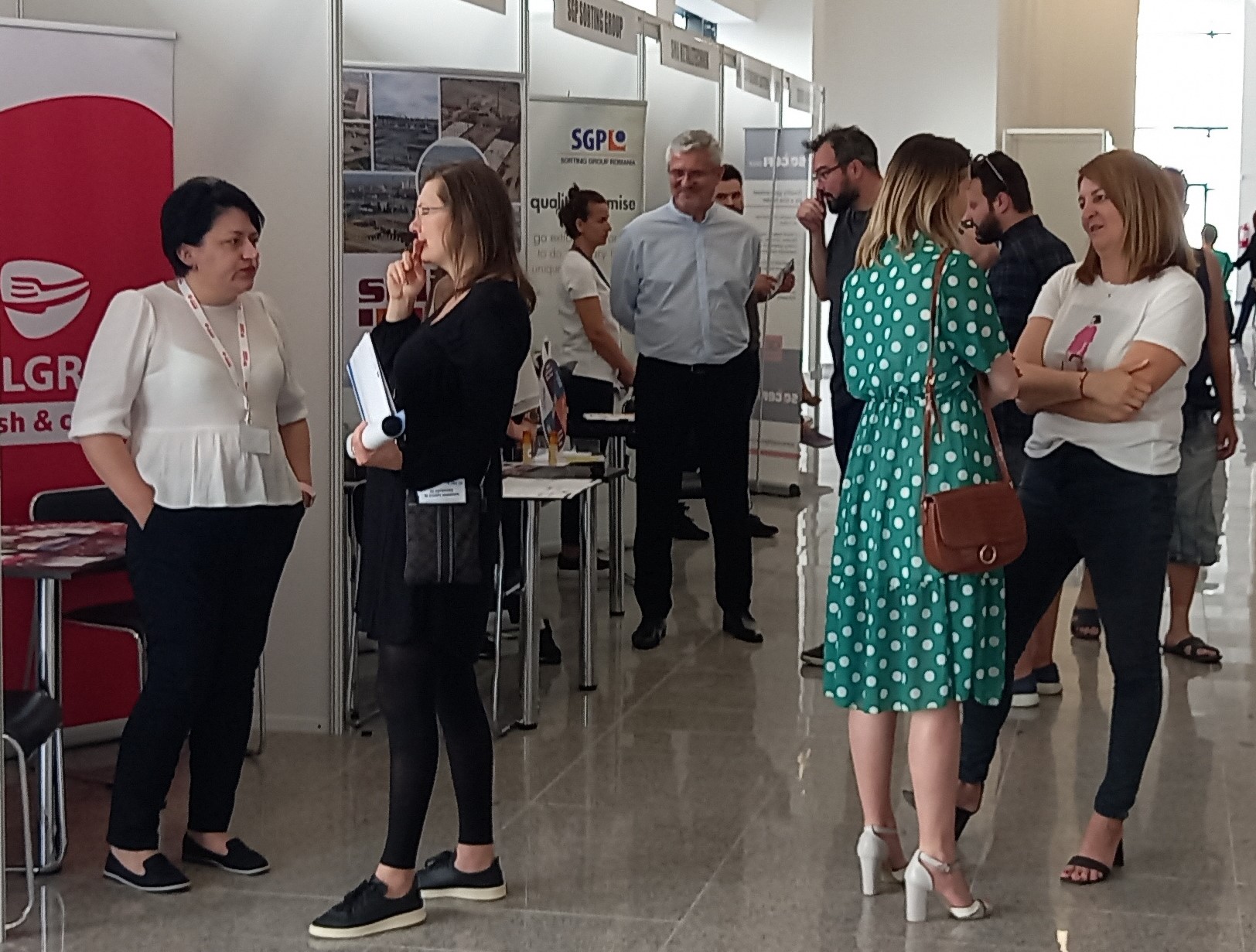 targ locuri de munca arena oradea (27)