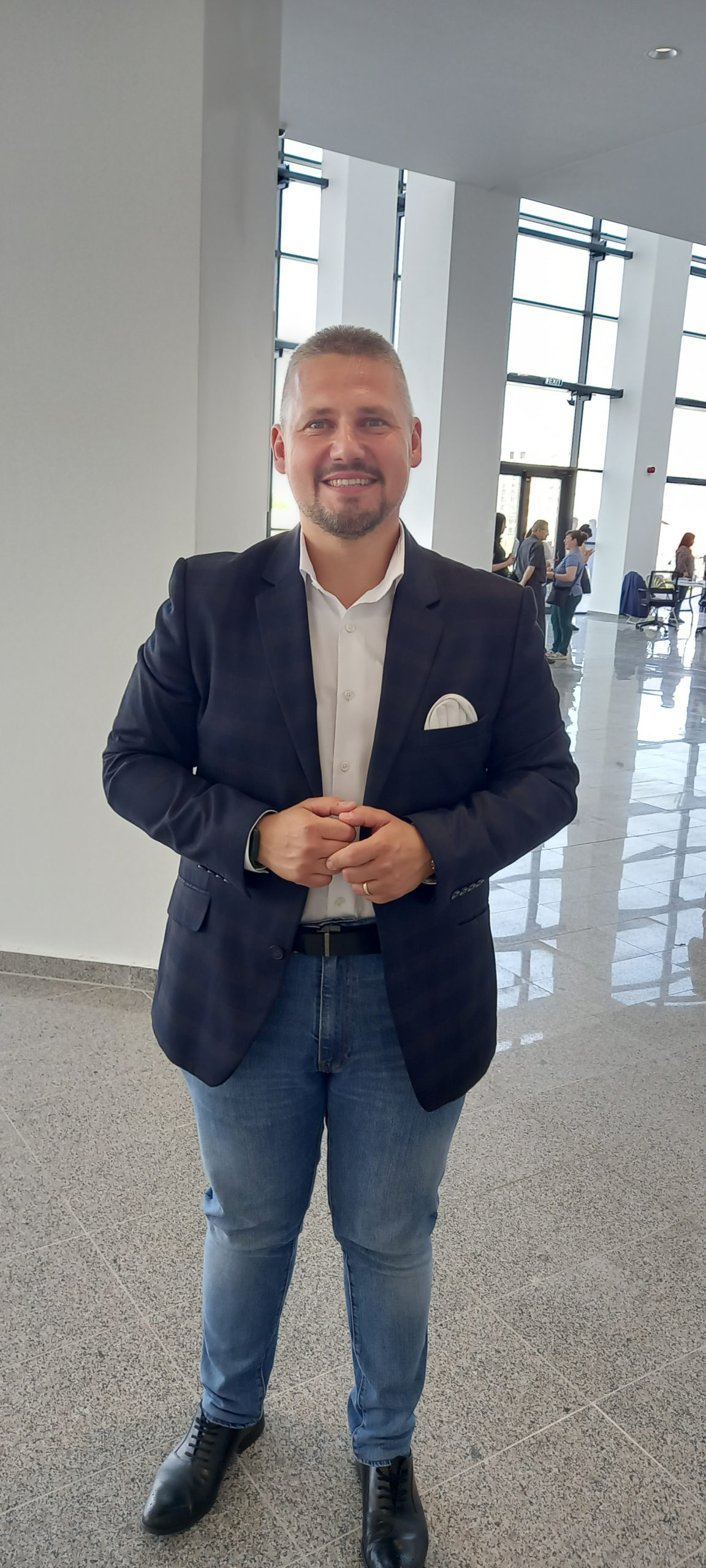 targ locuri de munca arena oradea (51)