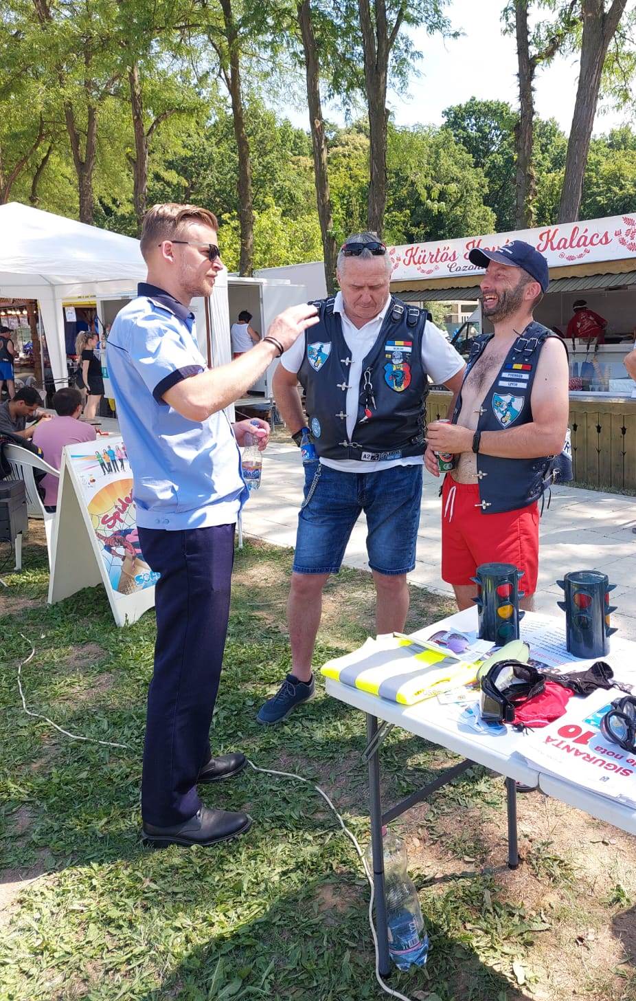 0f9056f4-4722-485f-9ef0-25b5e2e20c13