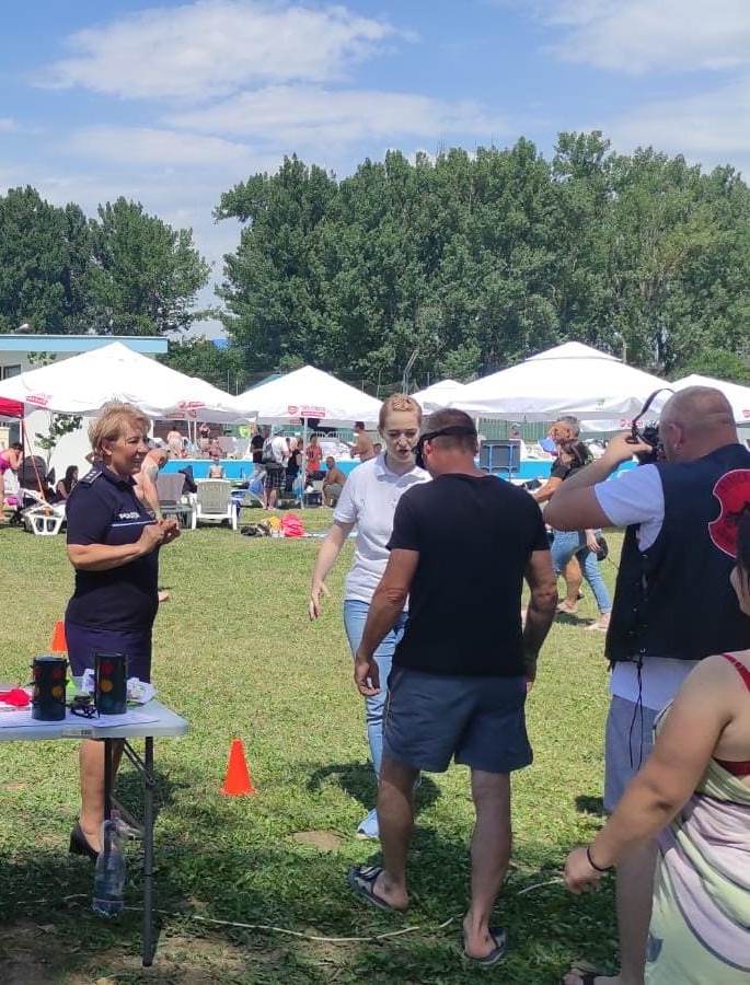 ec029f87-7753-4072-a662-339133b5e35e