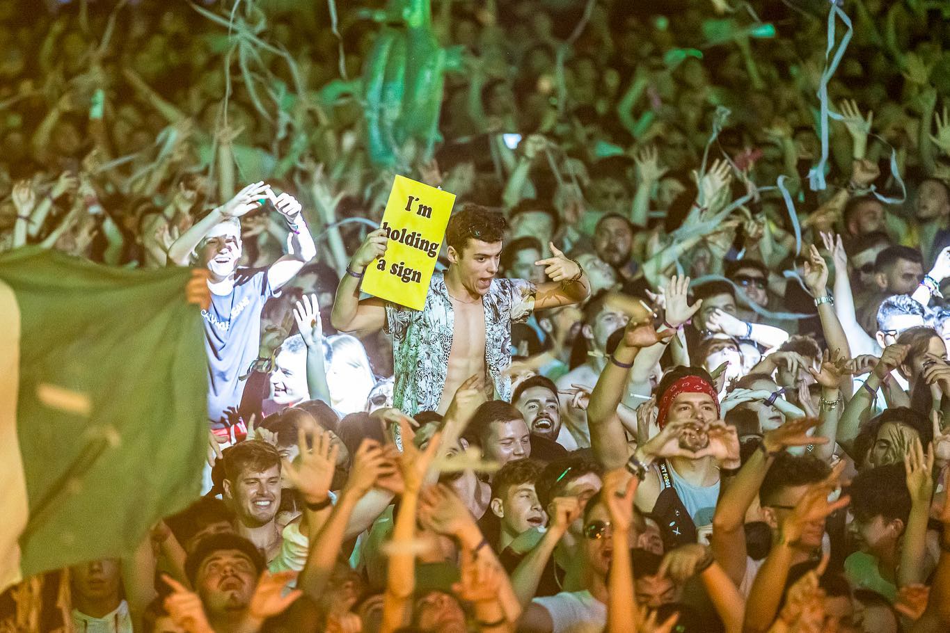 296705960_2254492651419578_2046279510067664273_n