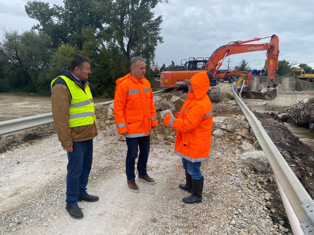 thumbnail_Pod Tinca 1