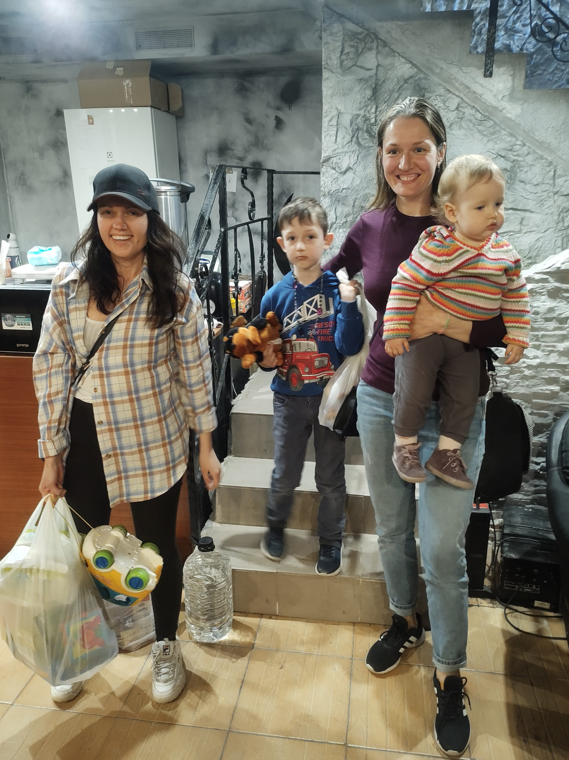 IMG_20220426_182309177_BURST000_COVER_COMP