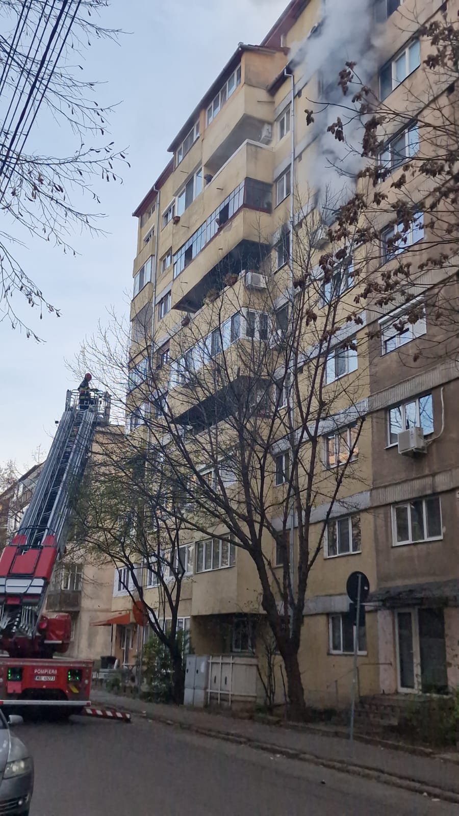 FOTO: Incendiu în Rogerius pe strada Moldovei 04.12.2022