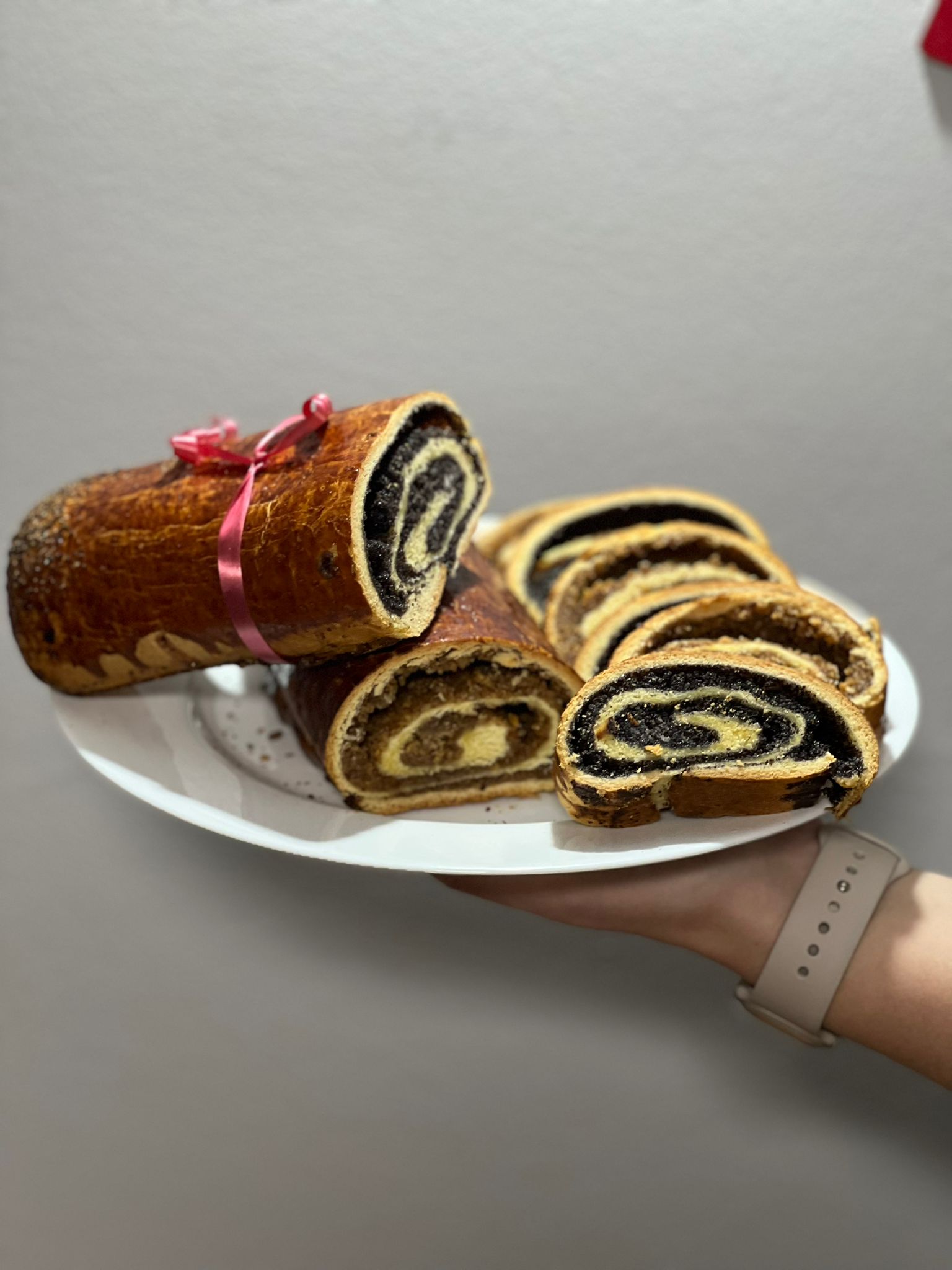 dca82482-e316-4216-95e1-1c442726d485