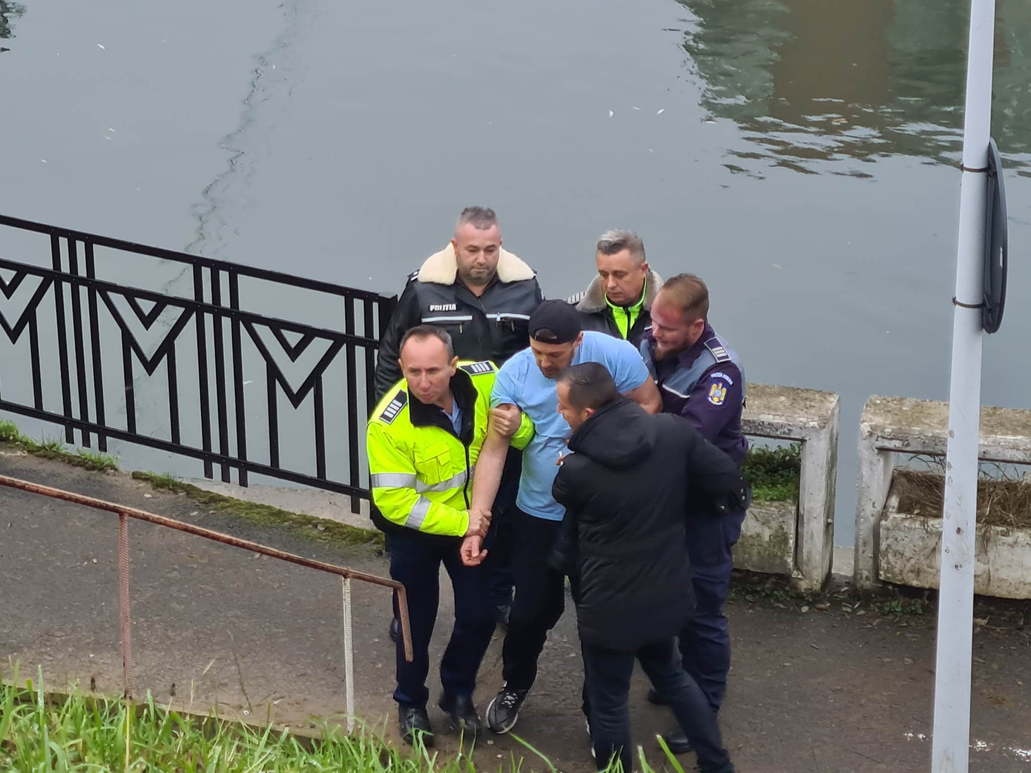 320968834_889958785372505_3295269537534819391_n