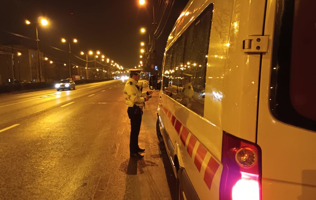 FOTO: Autobuze și microbuze verificate de polițiști 13.01.2023