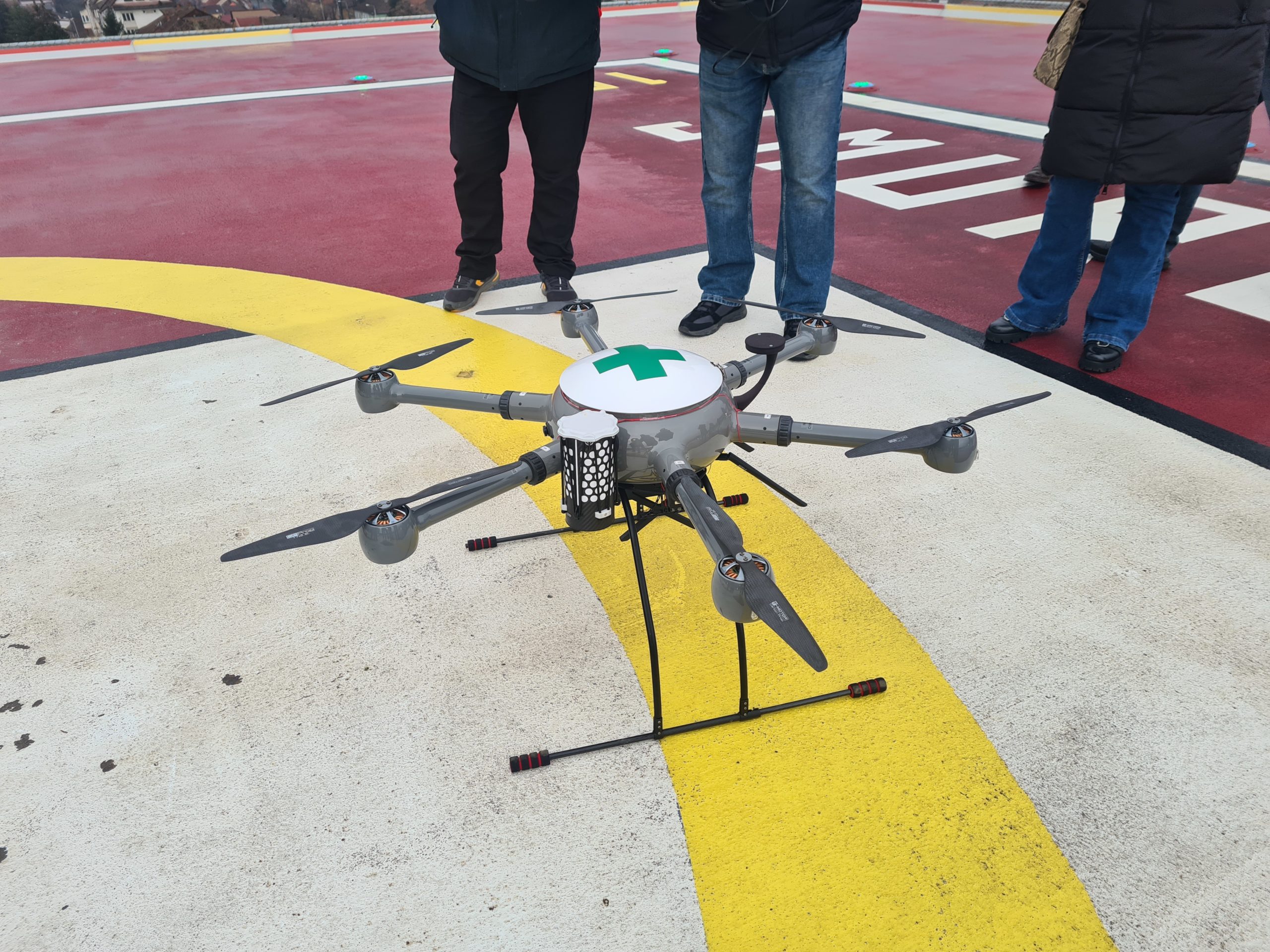 FOTO: Drona a aterizat de unde a plecat, cu bine, 21.01.2023