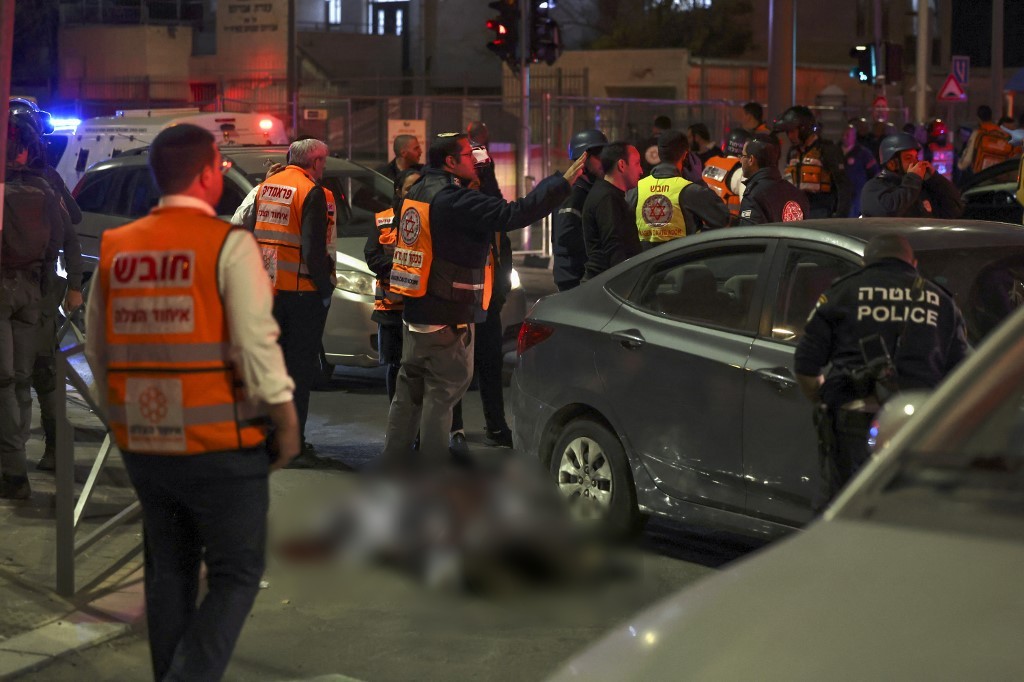 FOTO: Opt persoane au fost ucise și alte 10 au fost rănite într-un atac terorist din Ierusalim, 27.01.2023