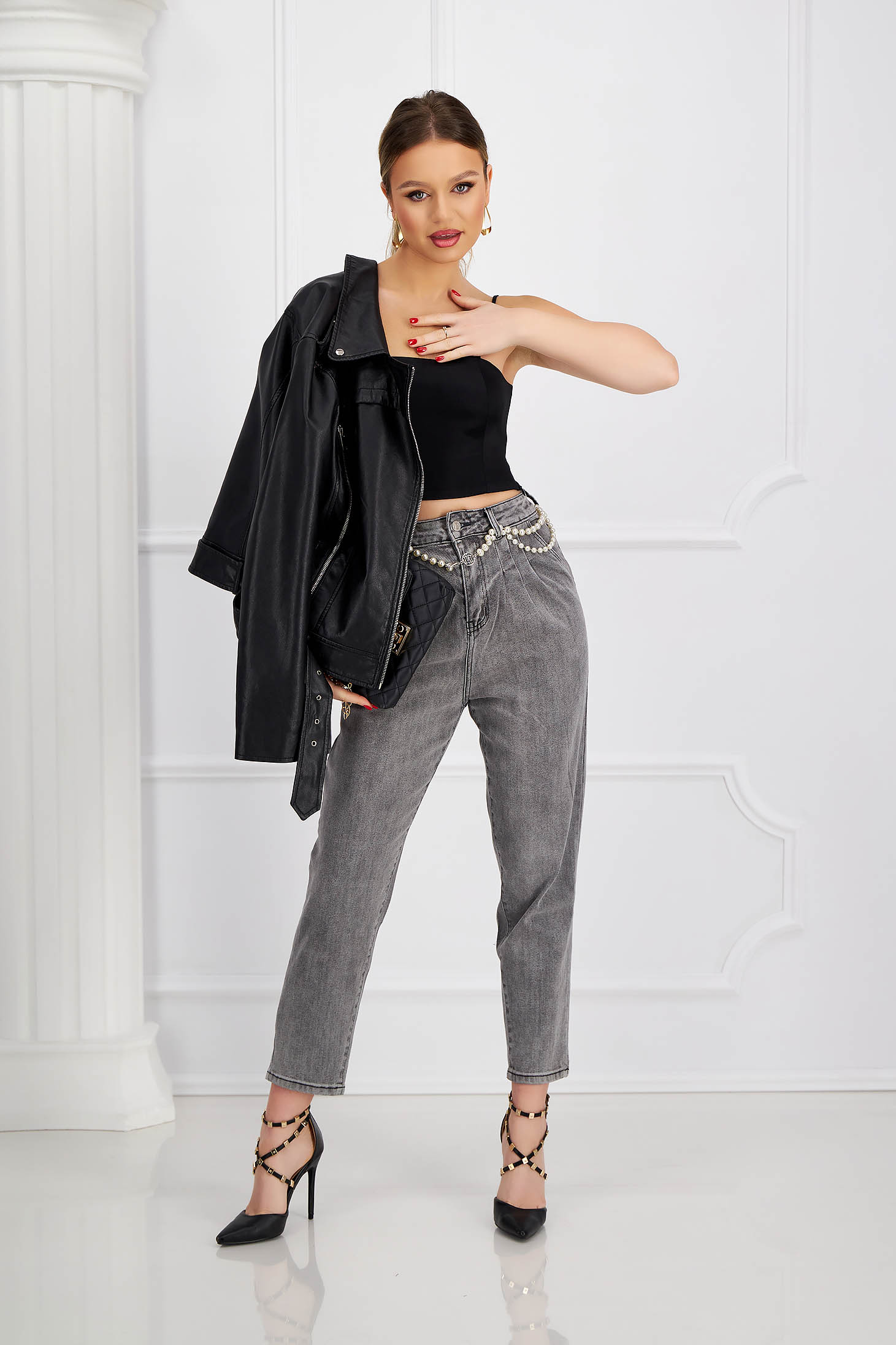 P230224104953_Look_RAW_1