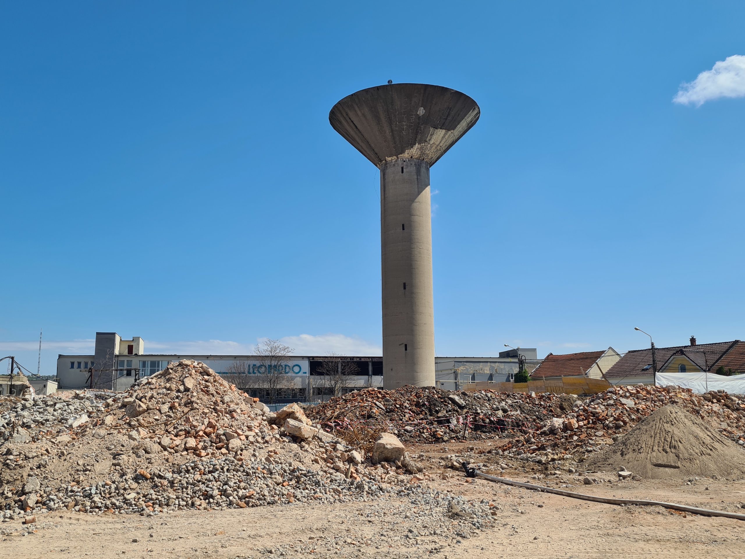 FOTO: Turnul de Apă, înainte de demolare, 20.04.2023