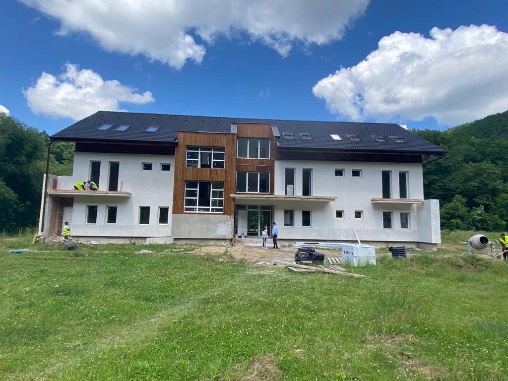 FOTO: CJ Bihor construiește o vilă la Pădurea Neagră, 21.06.2023