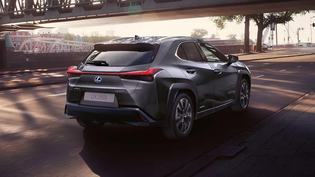 Lexus UX_F