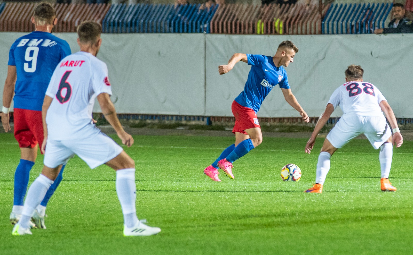 FC BIihor FCSB (8)