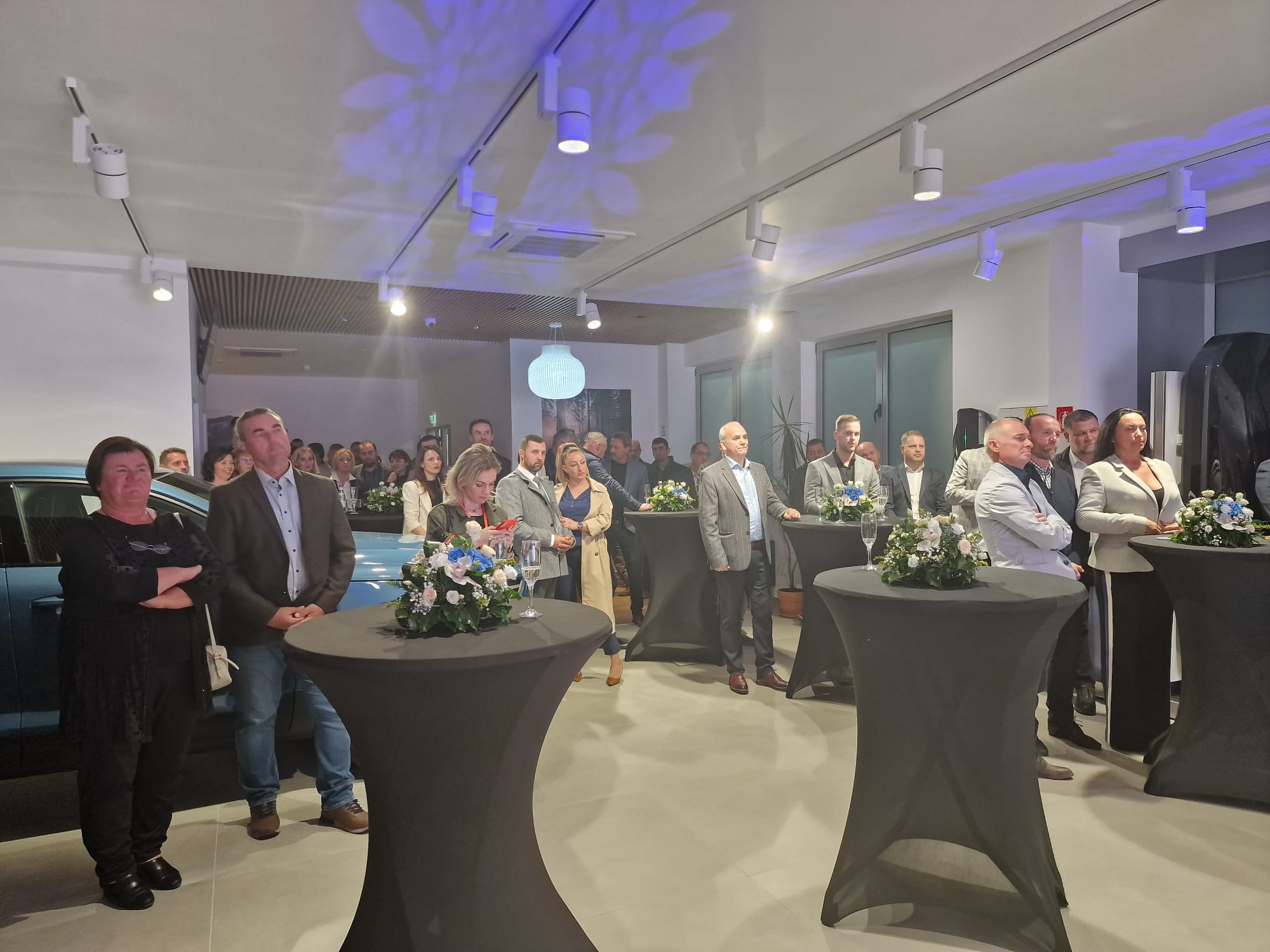 5a9e50a8-cdd4-4f87-ae8d-ccb6d1a3482f