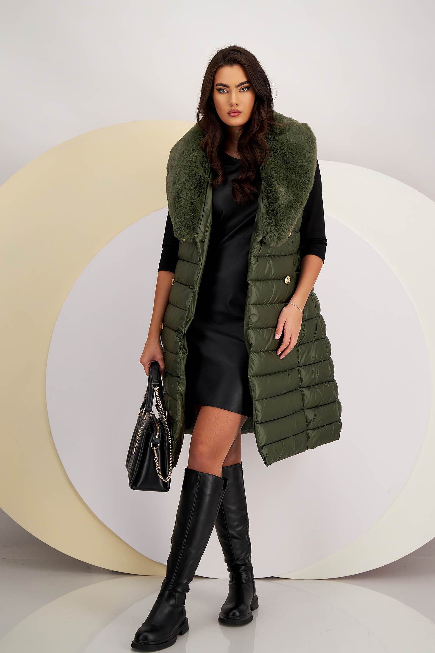 S060217-1_Fullbody front_RAW_2