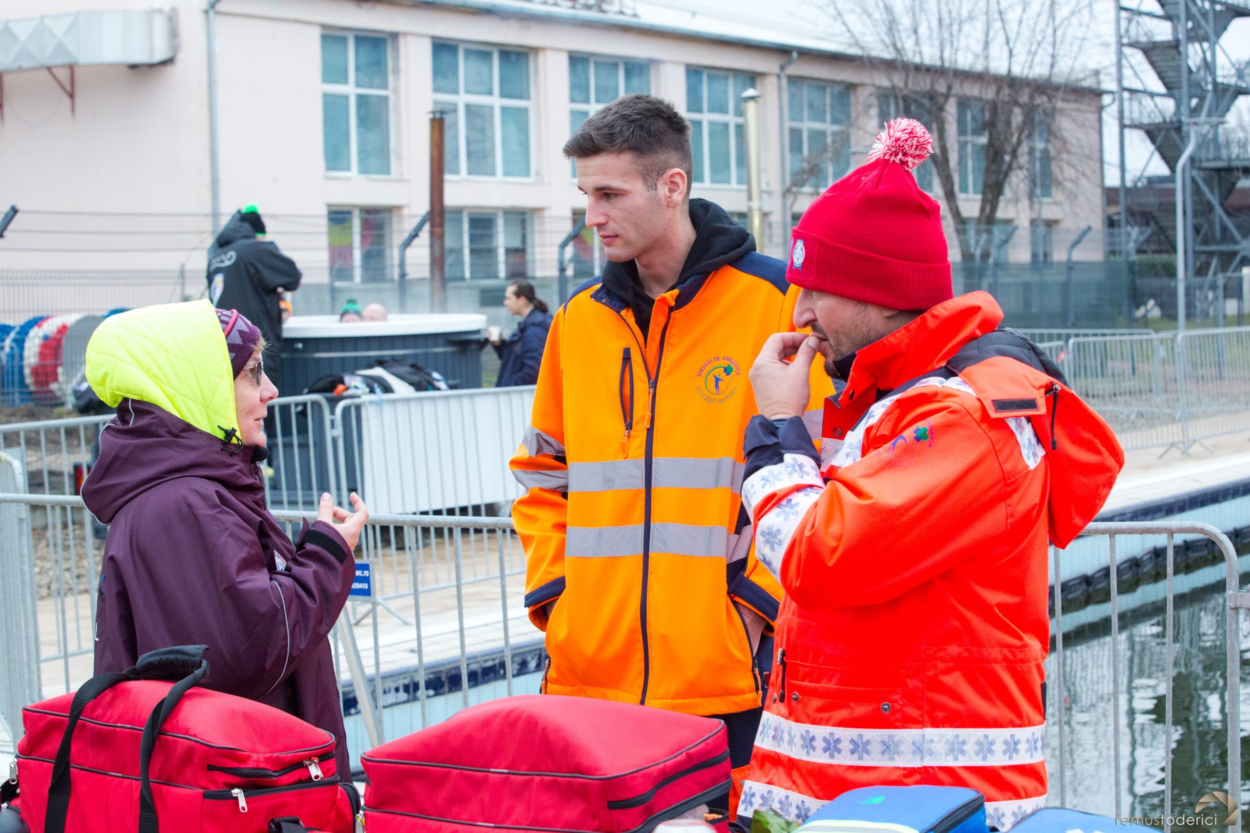 CE inot ape inghetate oradea IISA (44)