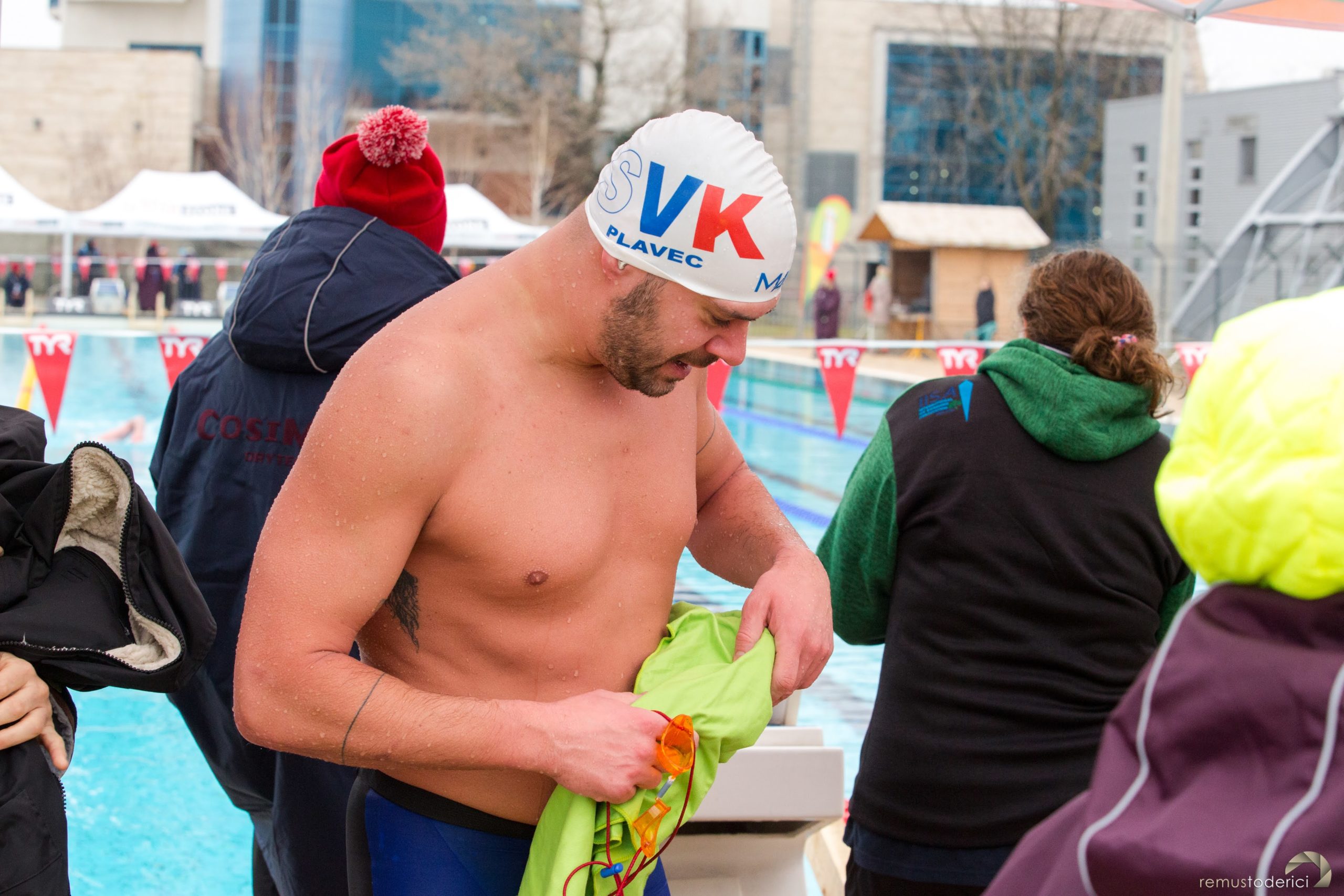 CE inot ape inghetate oradea IISA (70)