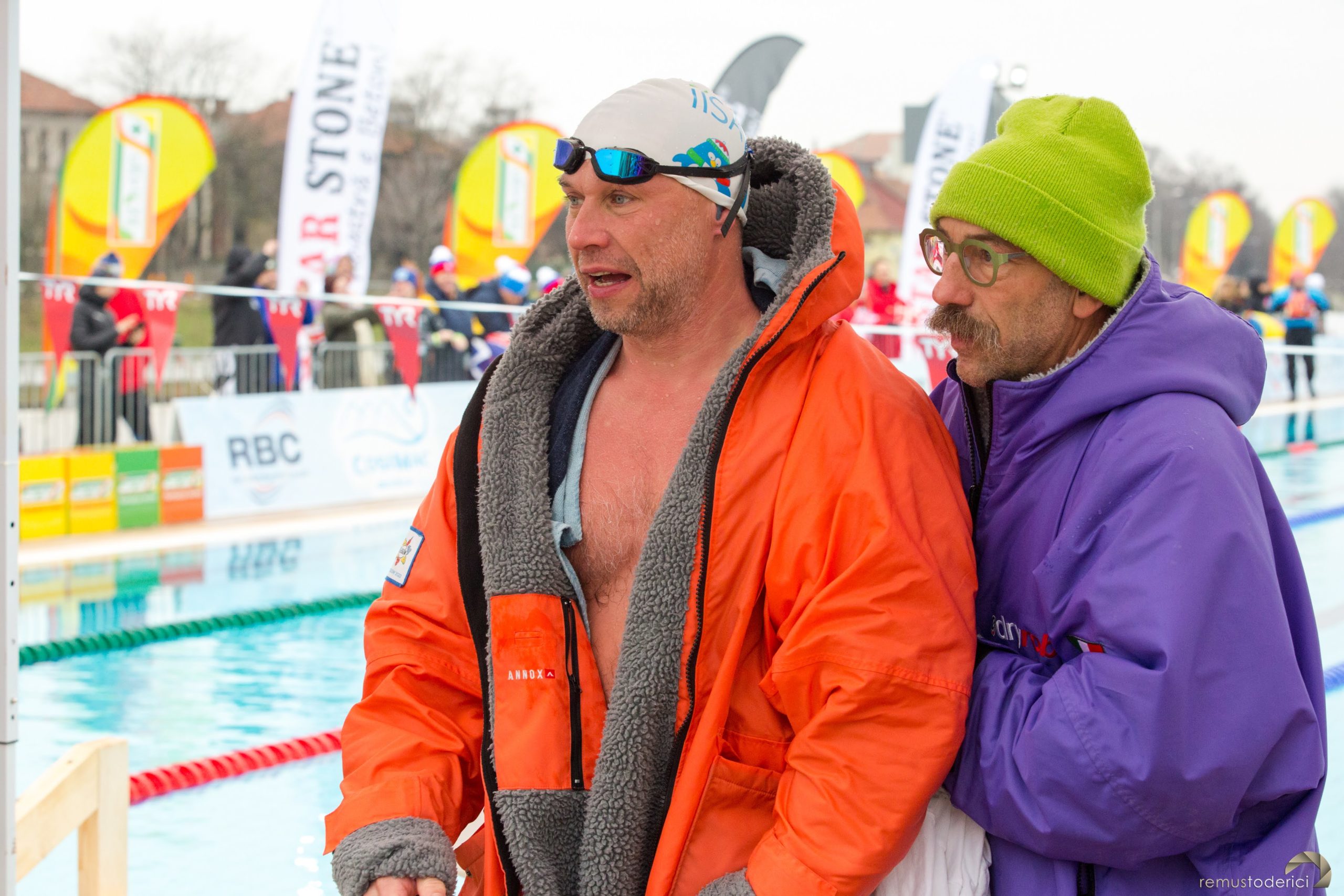 CE inot ape inghetate oradea IISA (71)