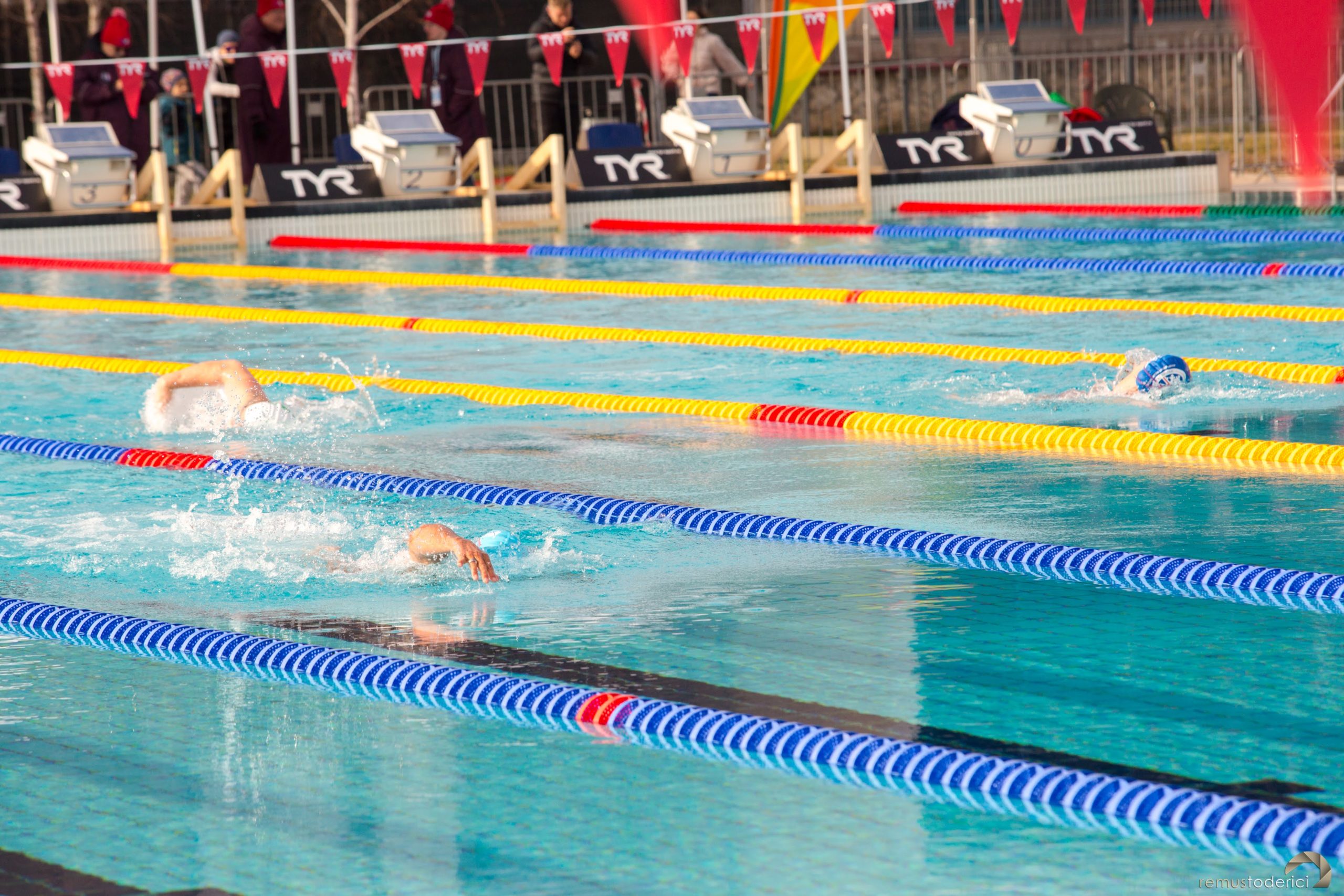 CE inot ape inghetate oradea IISA (354)