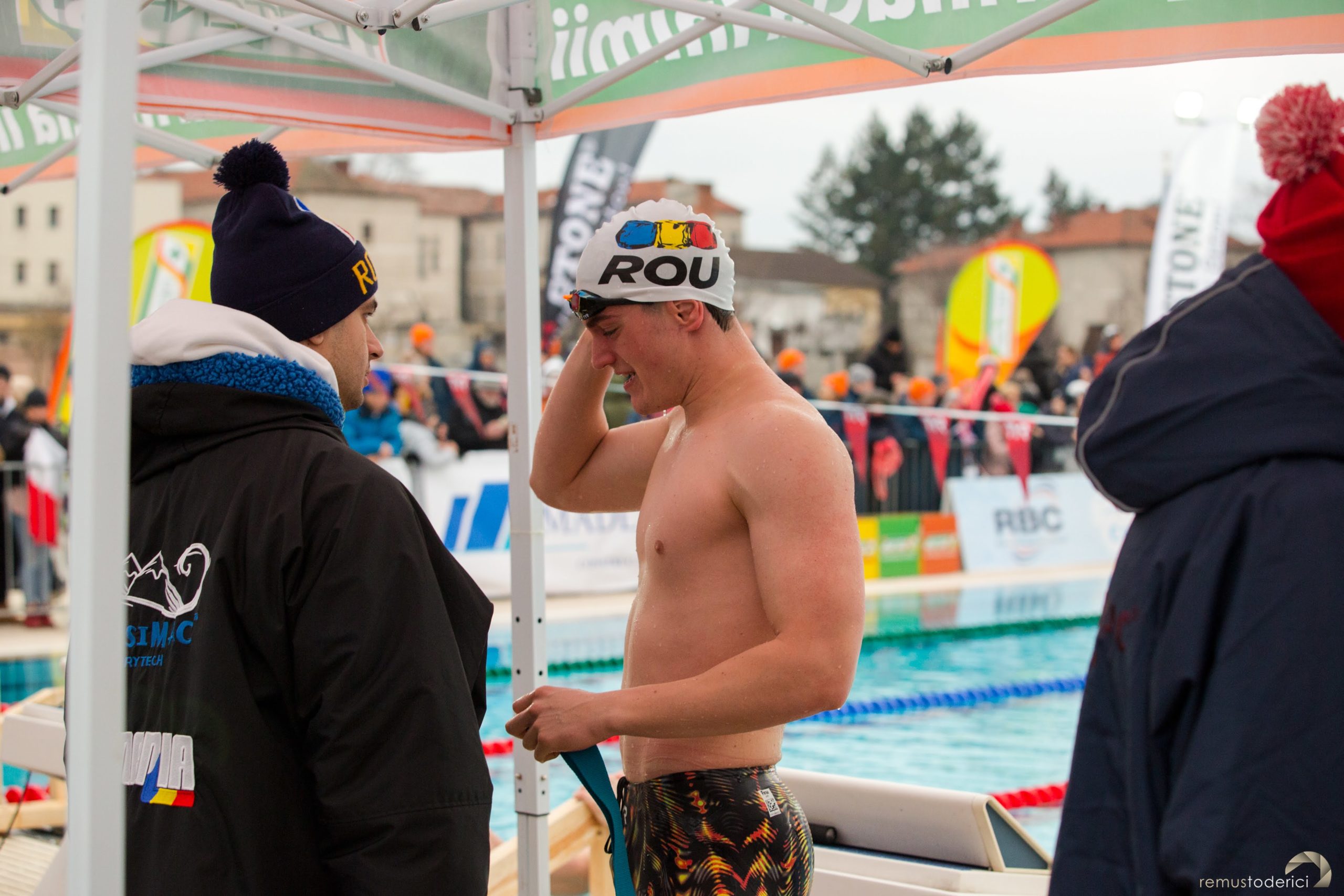 CE inot ape inghetate oradea IISA (413)