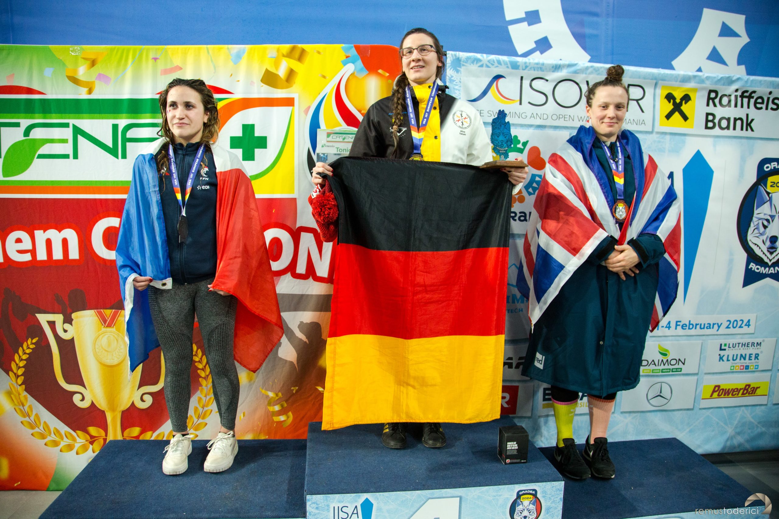 CE inot ape inghetate oradea IISA (499)