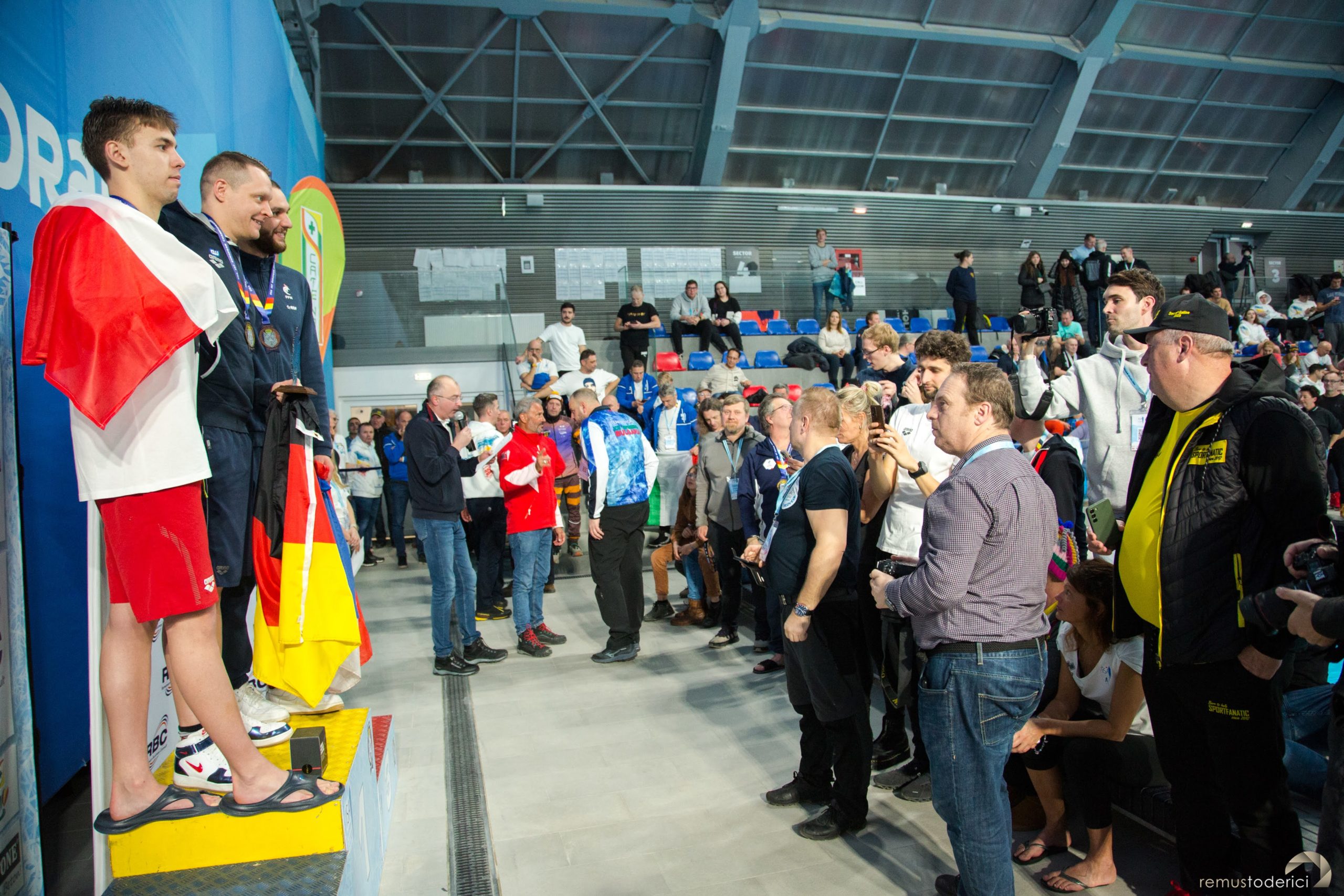 CE inot ape inghetate oradea IISA (514)