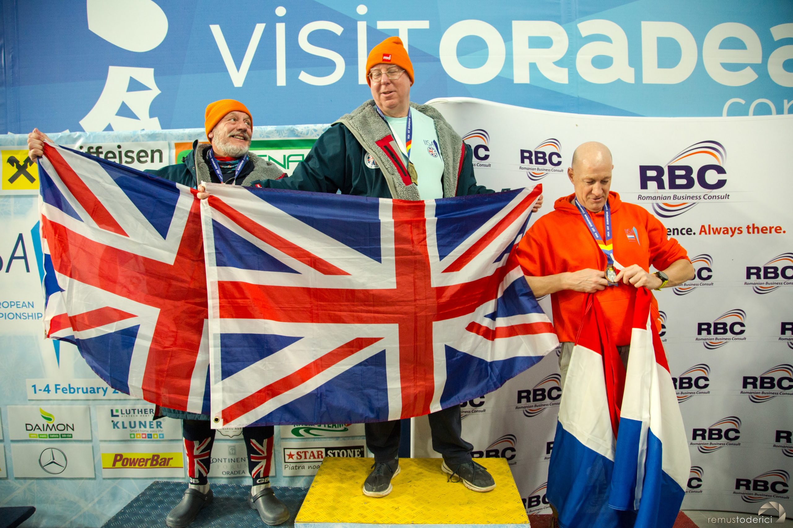 CE inot ape inghetate oradea IISA (621)