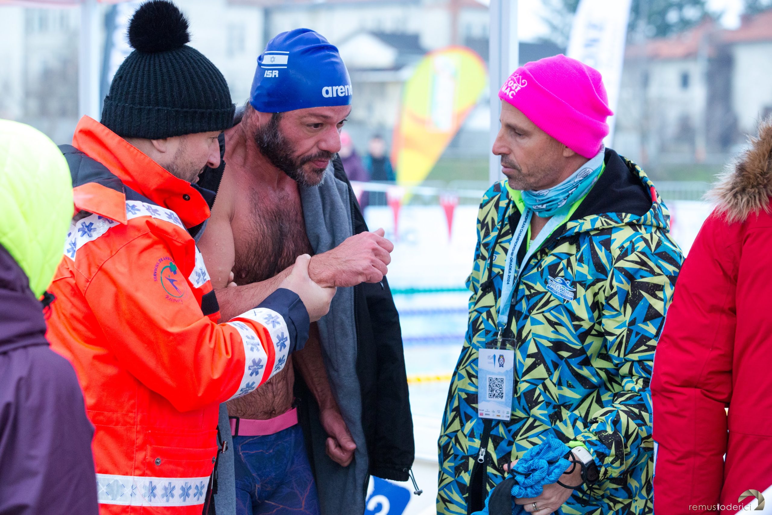 CE inot ape inghetate oradea IISA (637)