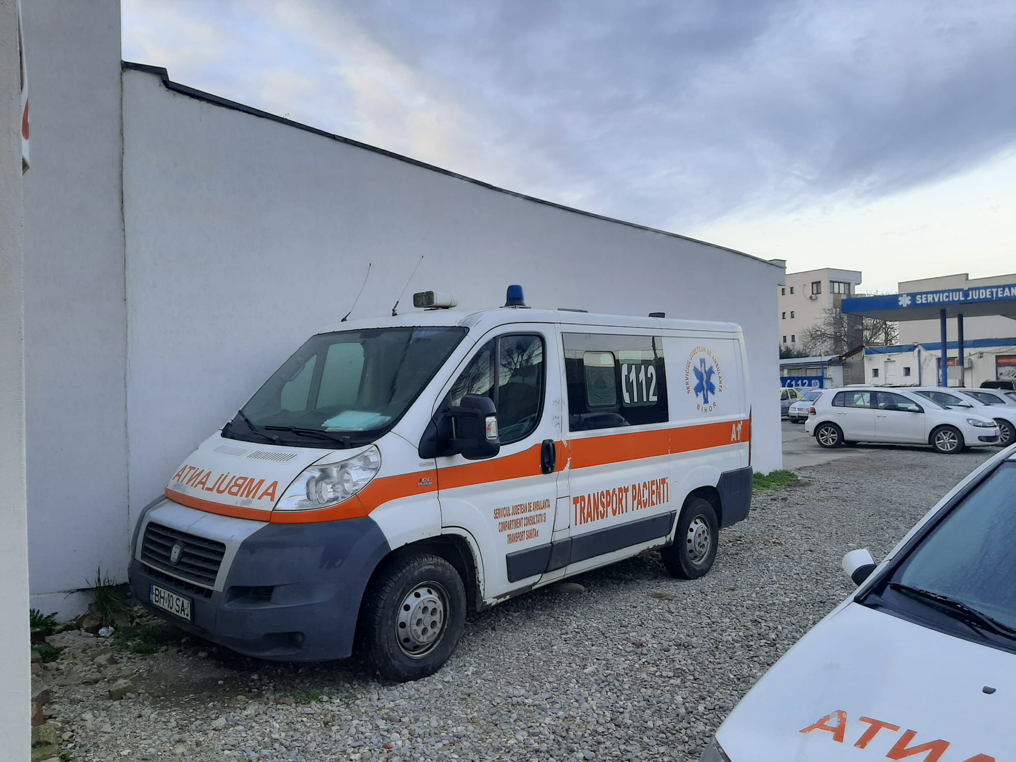 ambulanta vechi oradea masini salvare (12)