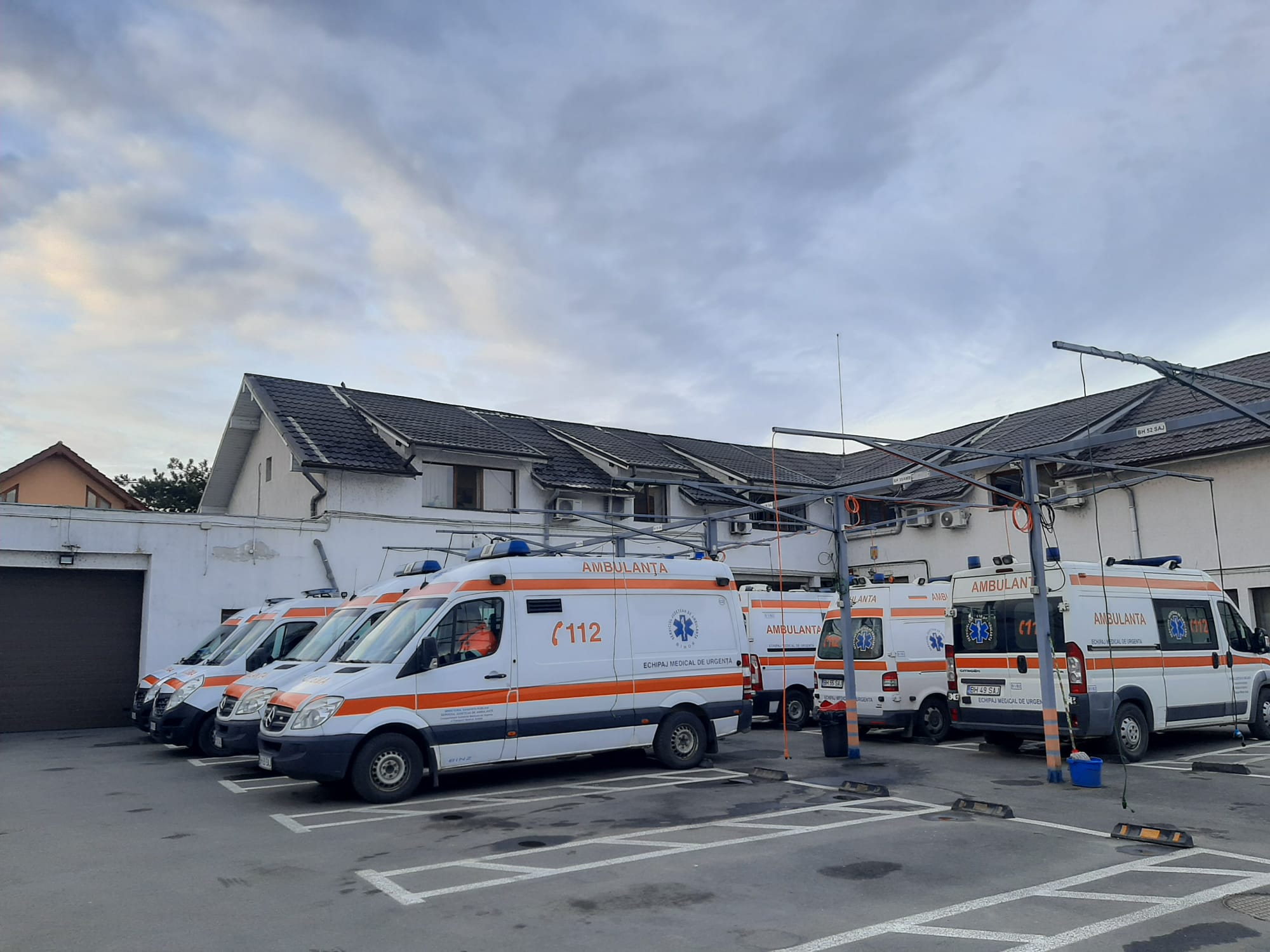 ambulanta vechi oradea masini salvare (14)