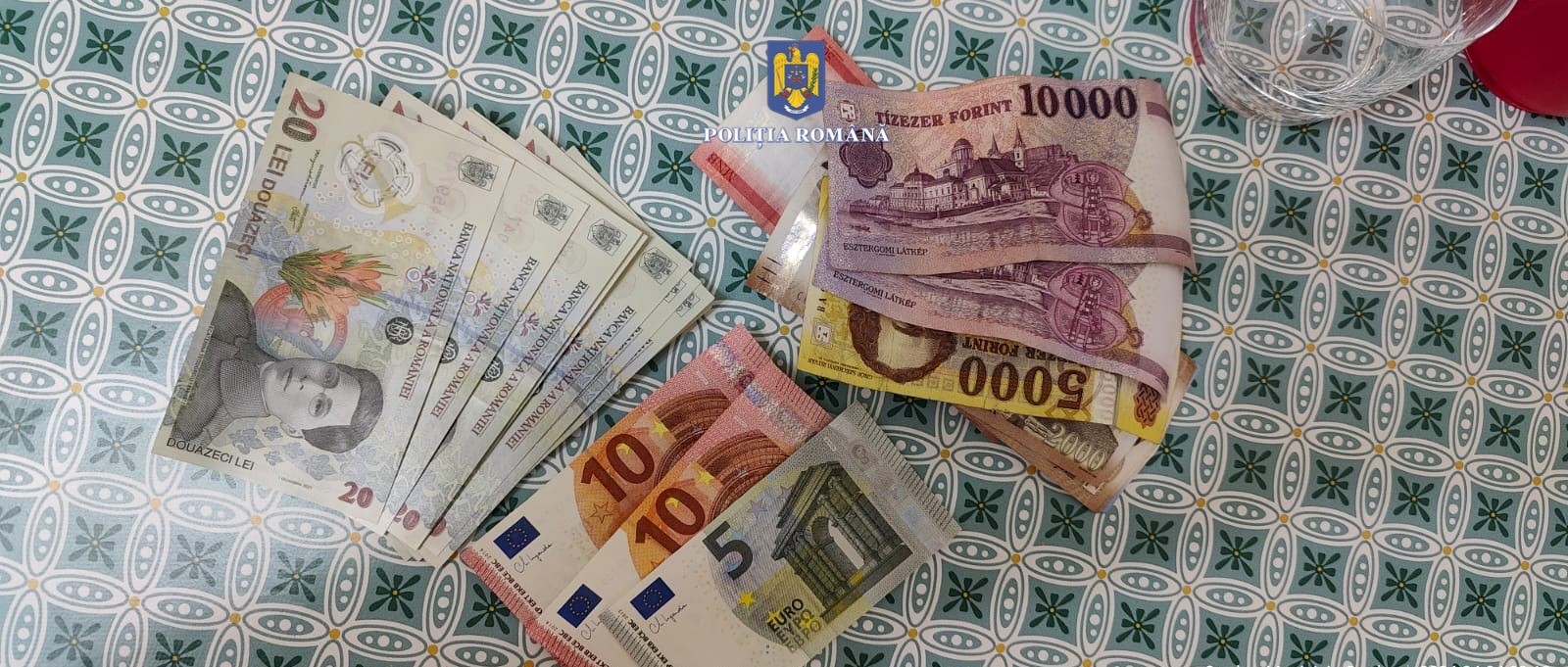 2824ecb1-016b-4230-9677-ca4df7c91670