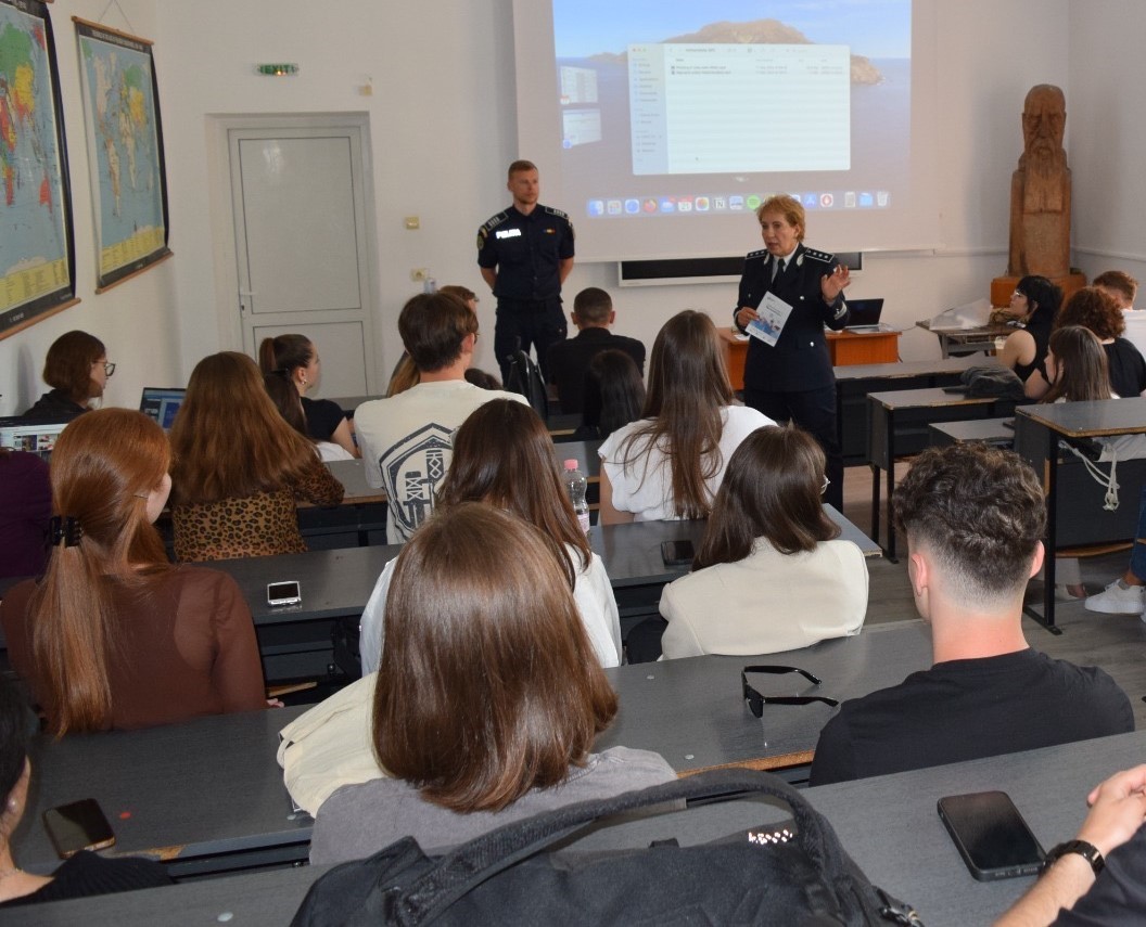 0c705396-5c37-4b1d-8952-22ce996409d6