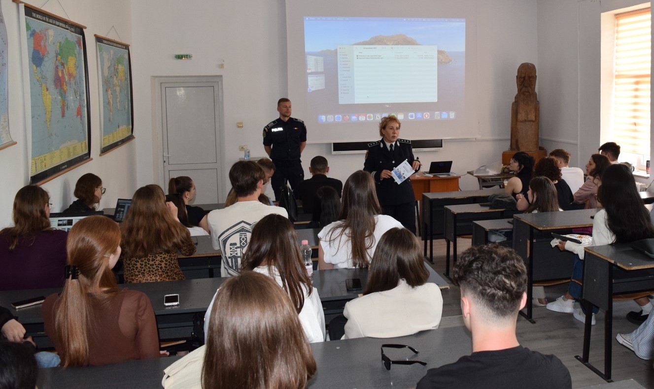 3c28a78f-f01f-4619-b122-70402a63b1d8