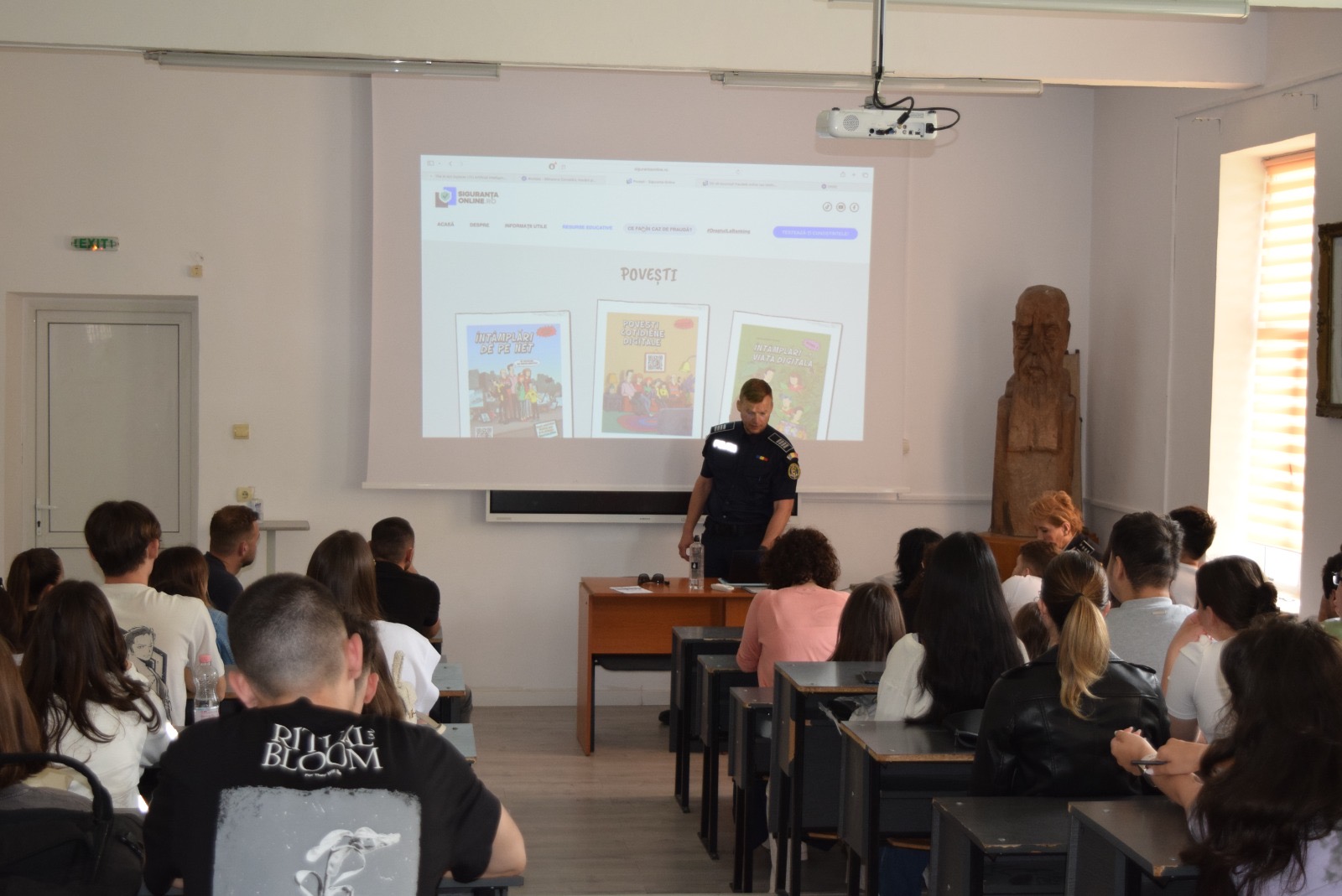 ba4a2193-141b-4fa0-b629-0aaa06517b18