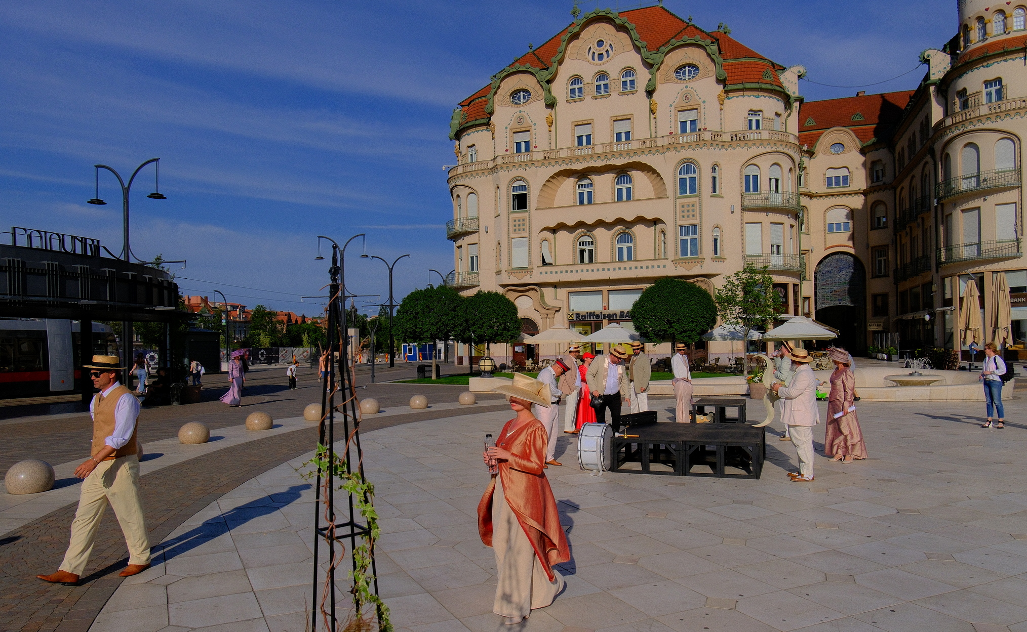 Premieră teatru Eu pentru cine votez (2)