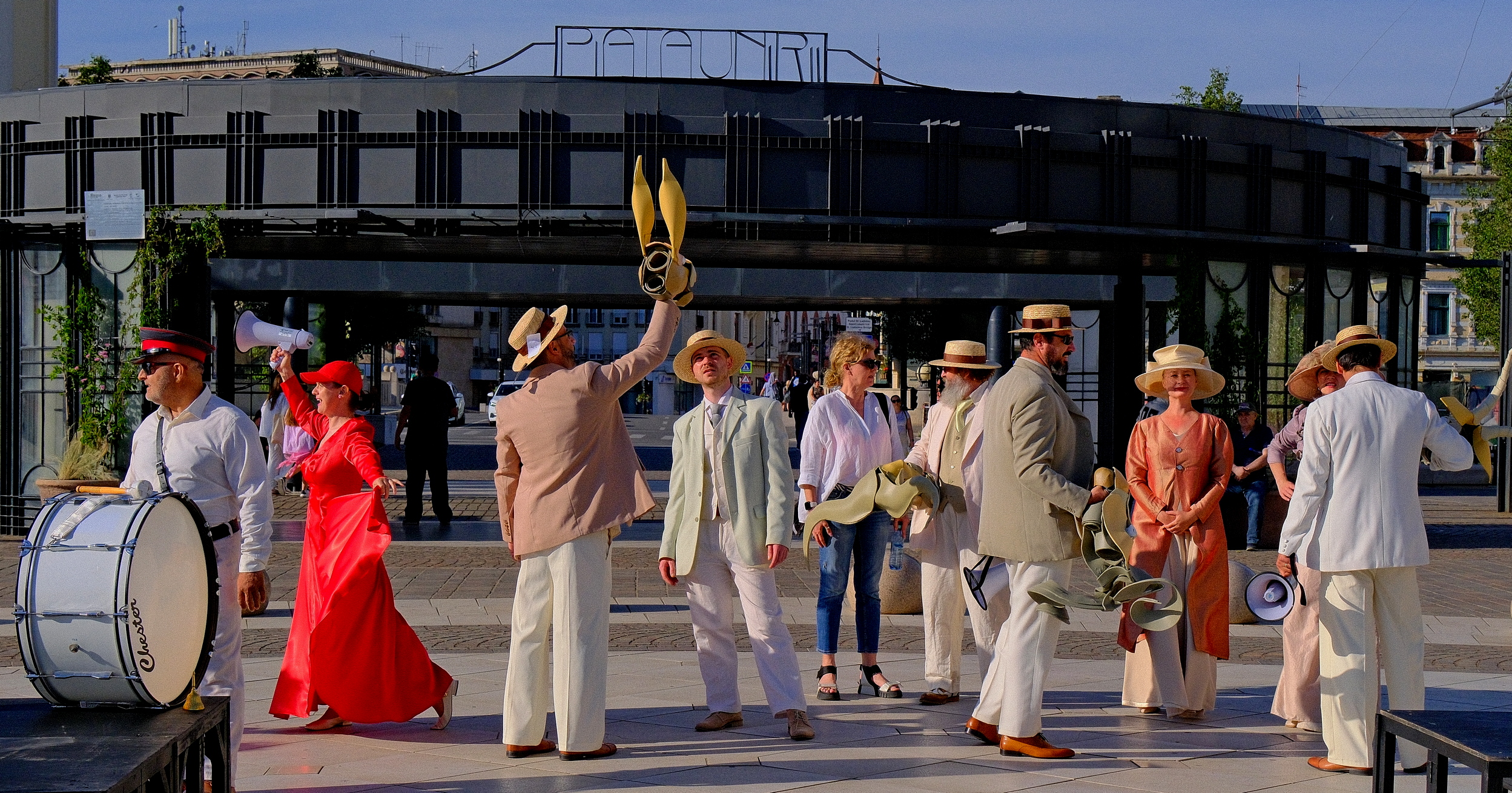 Premieră teatru Eu pentru cine votez (16)