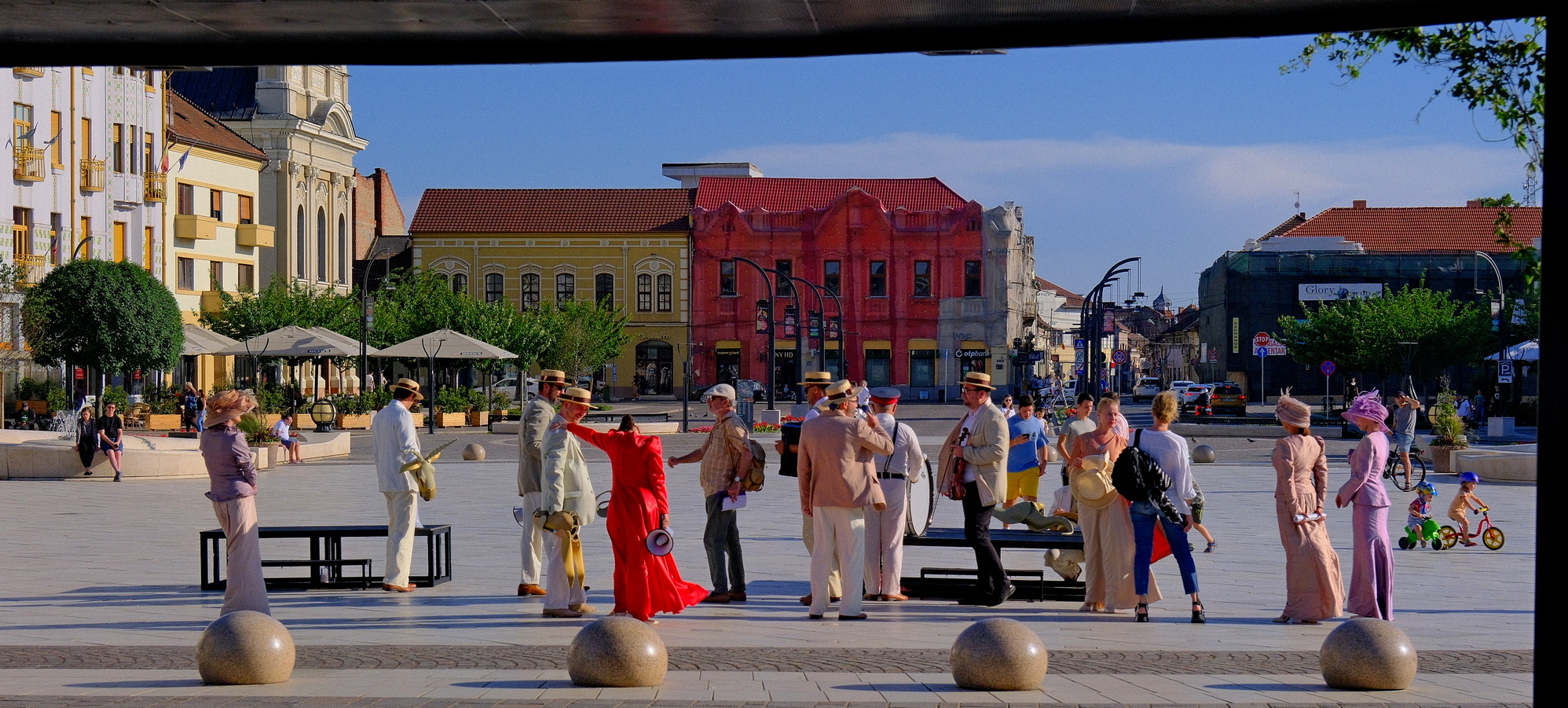 Premieră teatru Eu pentru cine votez (25)