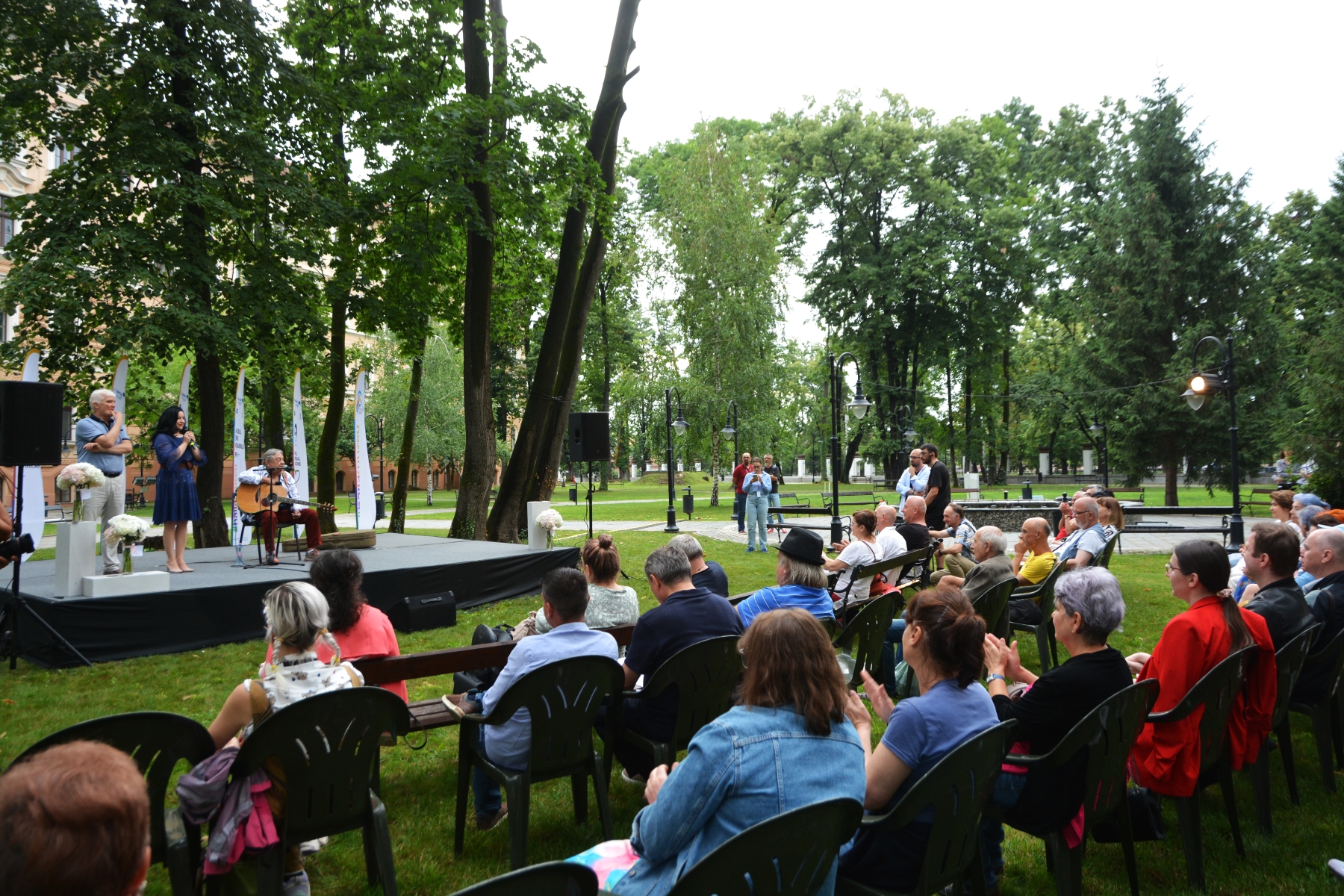 Mircea Vintilă la Tipografia de Idei, Parcul Muzeului Ţării Crişurilor (11)