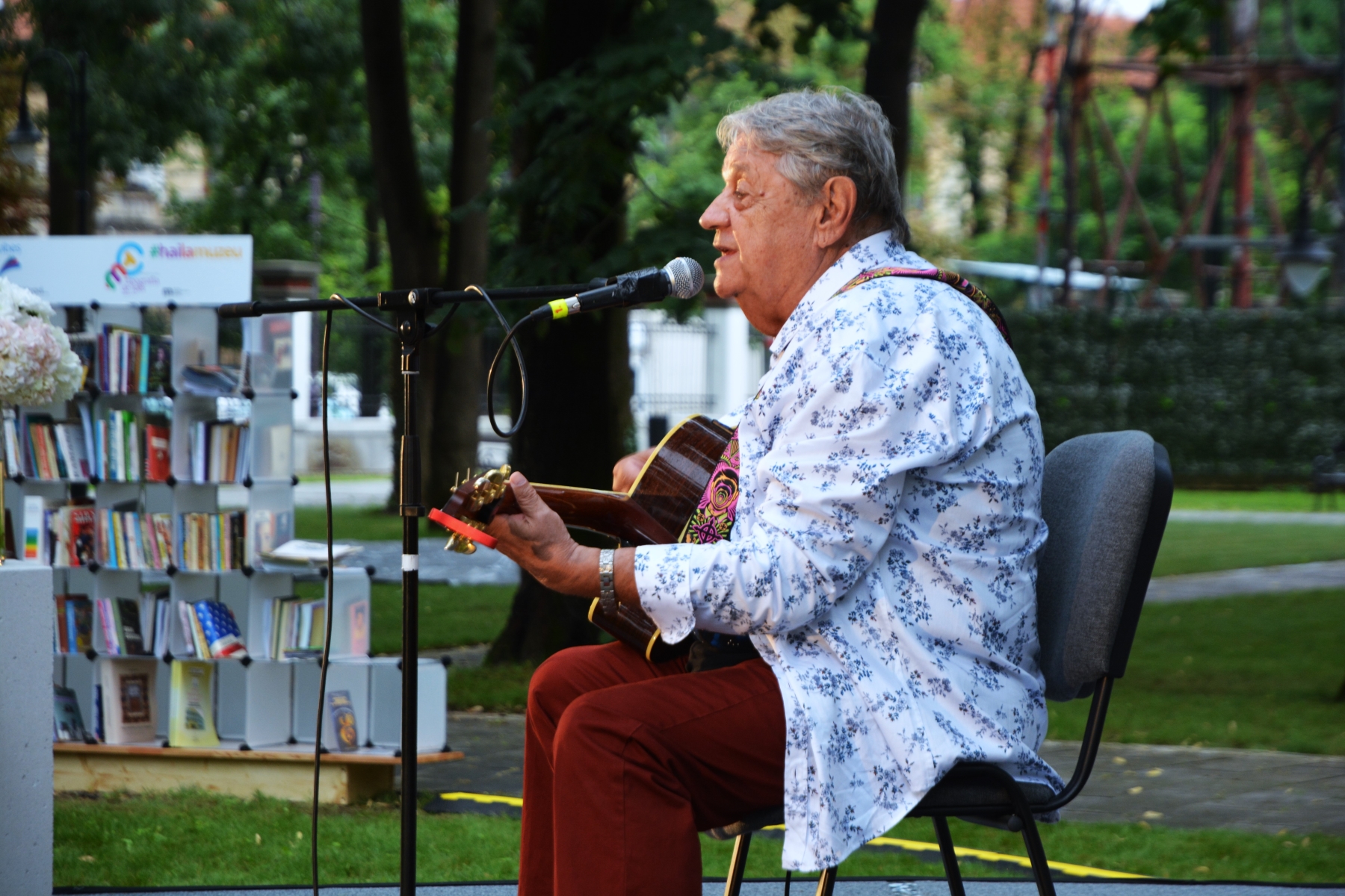 Mircea Vintilă la Tipografia de Idei, Parcul Muzeului Ţării Crişurilor (29)