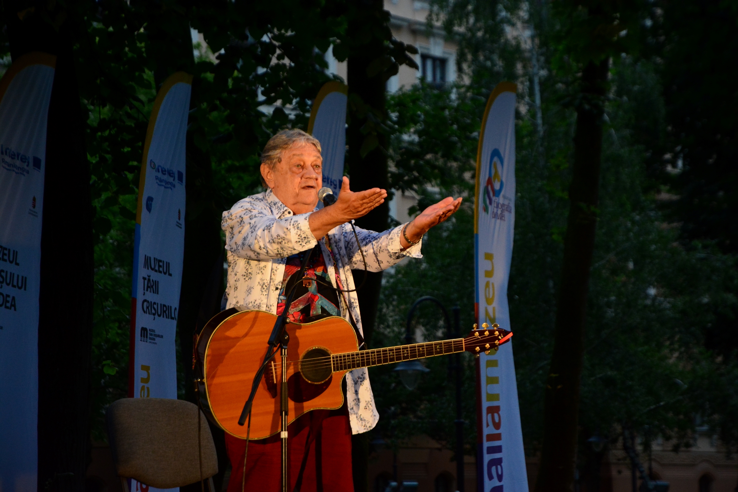 Mircea Vintilă la Tipografia de Idei, Parcul Muzeului Ţării Crişurilor (49)