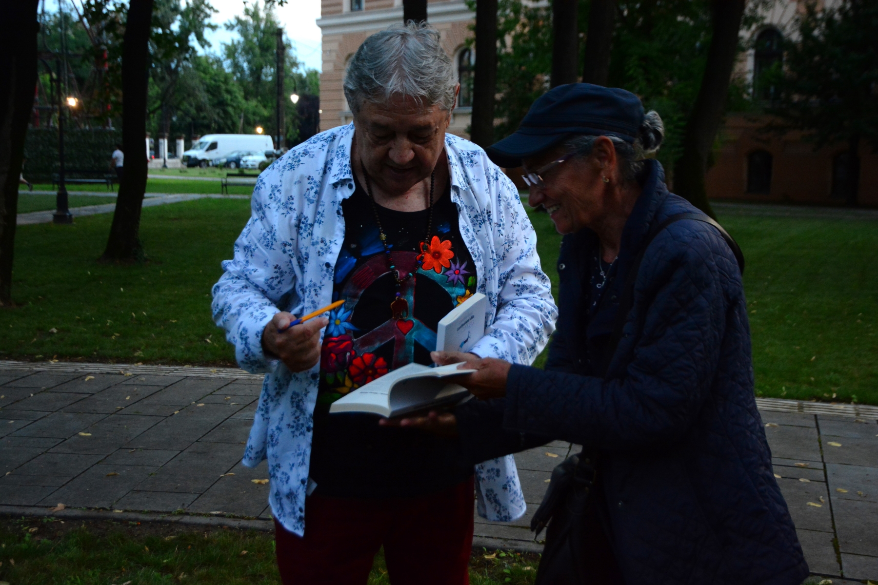 Mircea Vintilă la Tipografia de Idei, Parcul Muzeului Ţării Crişurilor (59)