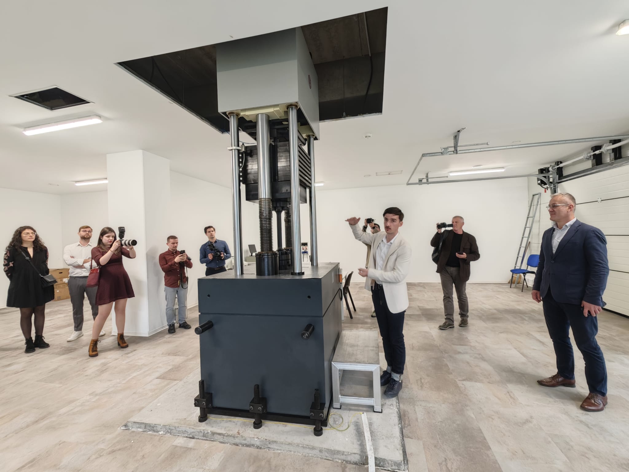 WhatsApp Image 2024-10-11 at 18.48.09 (6)