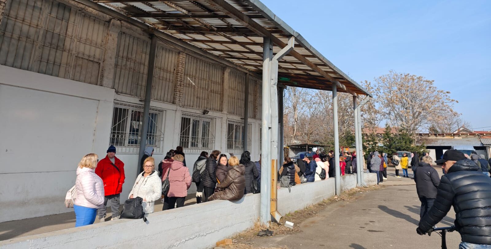Angajații unei firme de confecții din Oradea au rămas fără salarii și locuri de muncă, 26.02.2025 - Foto: RAMONA PAȘCU