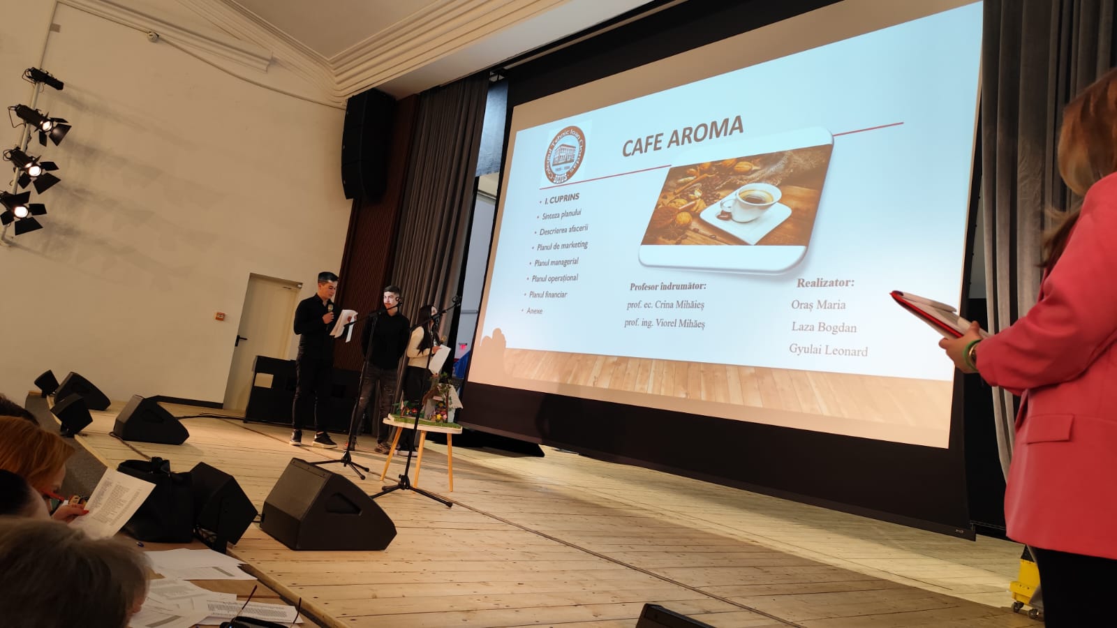 2ced7ae9-e388-489f-b983-43dcfb079bfd