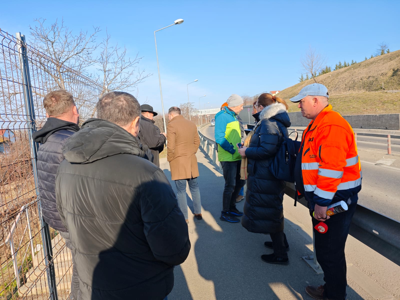 f3d8d114-8721-4be2-becb-008a13a6ccbf