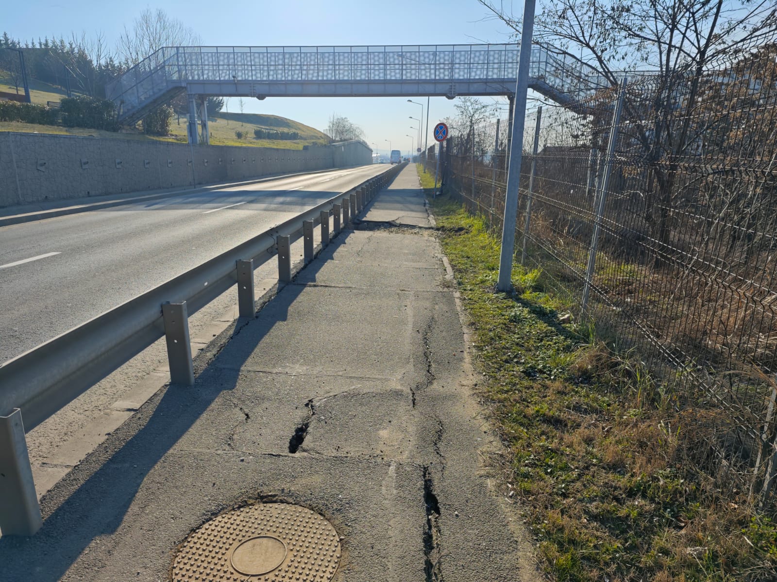 ca8068ed-a4a4-4132-bb73-be6492b95b8d