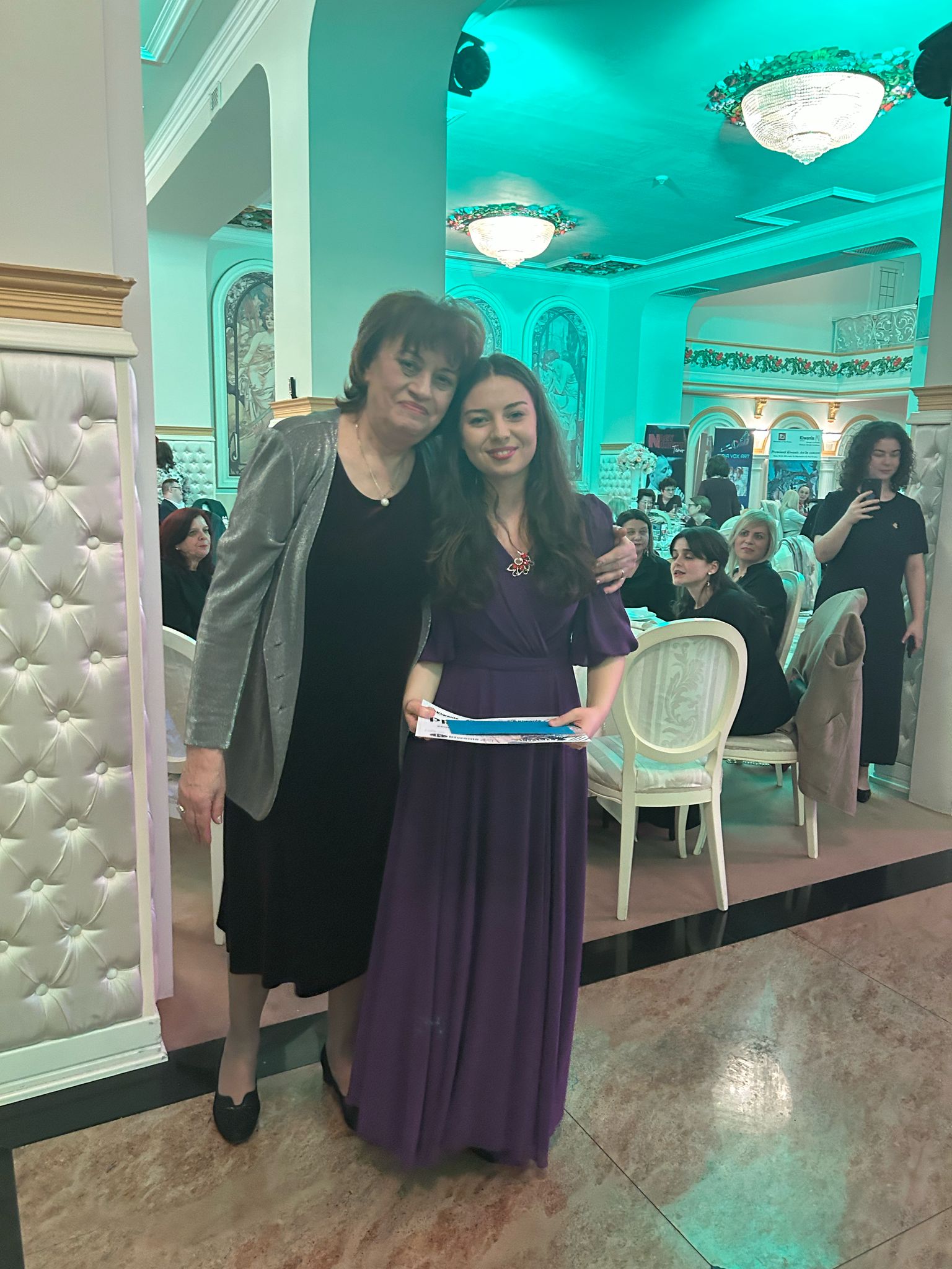 85ae92a8-8253-4225-8841-7f1bc92e3ceb