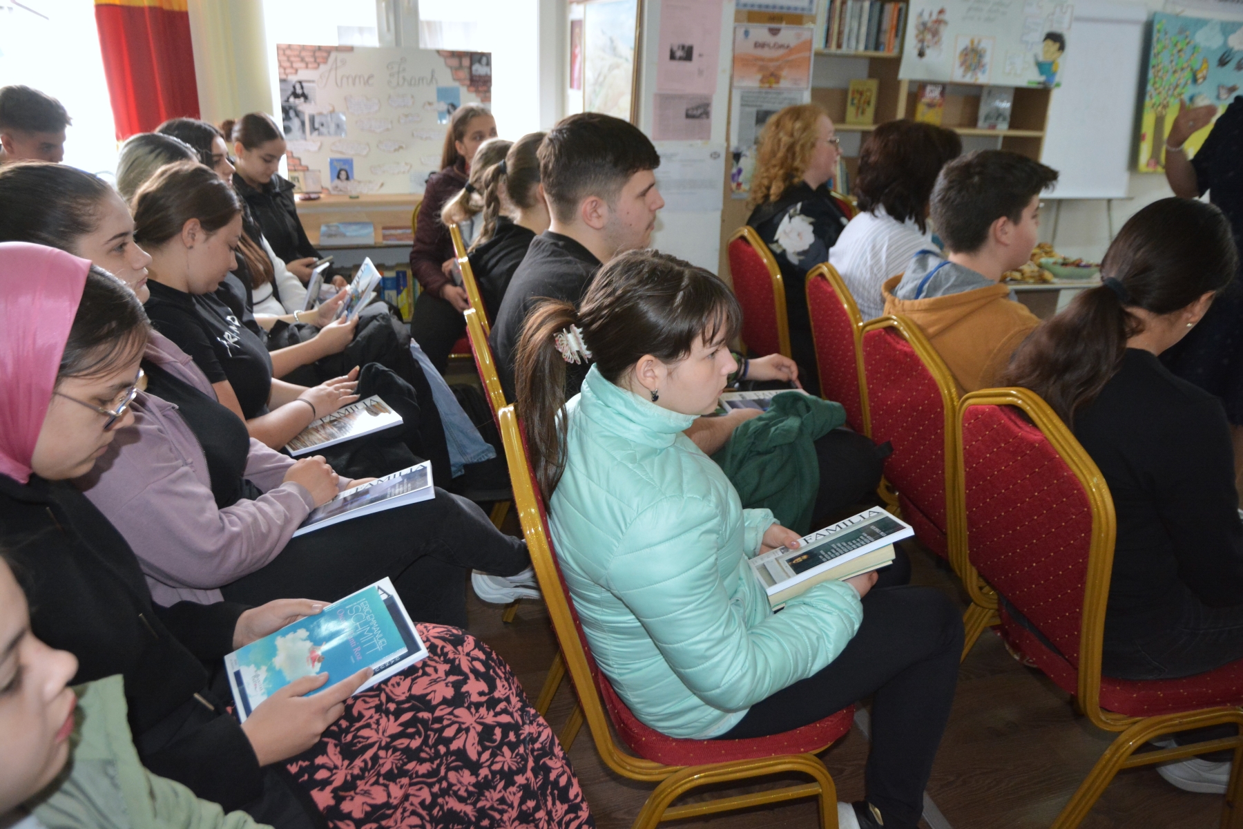 redactorii Familia la Bratca (13)